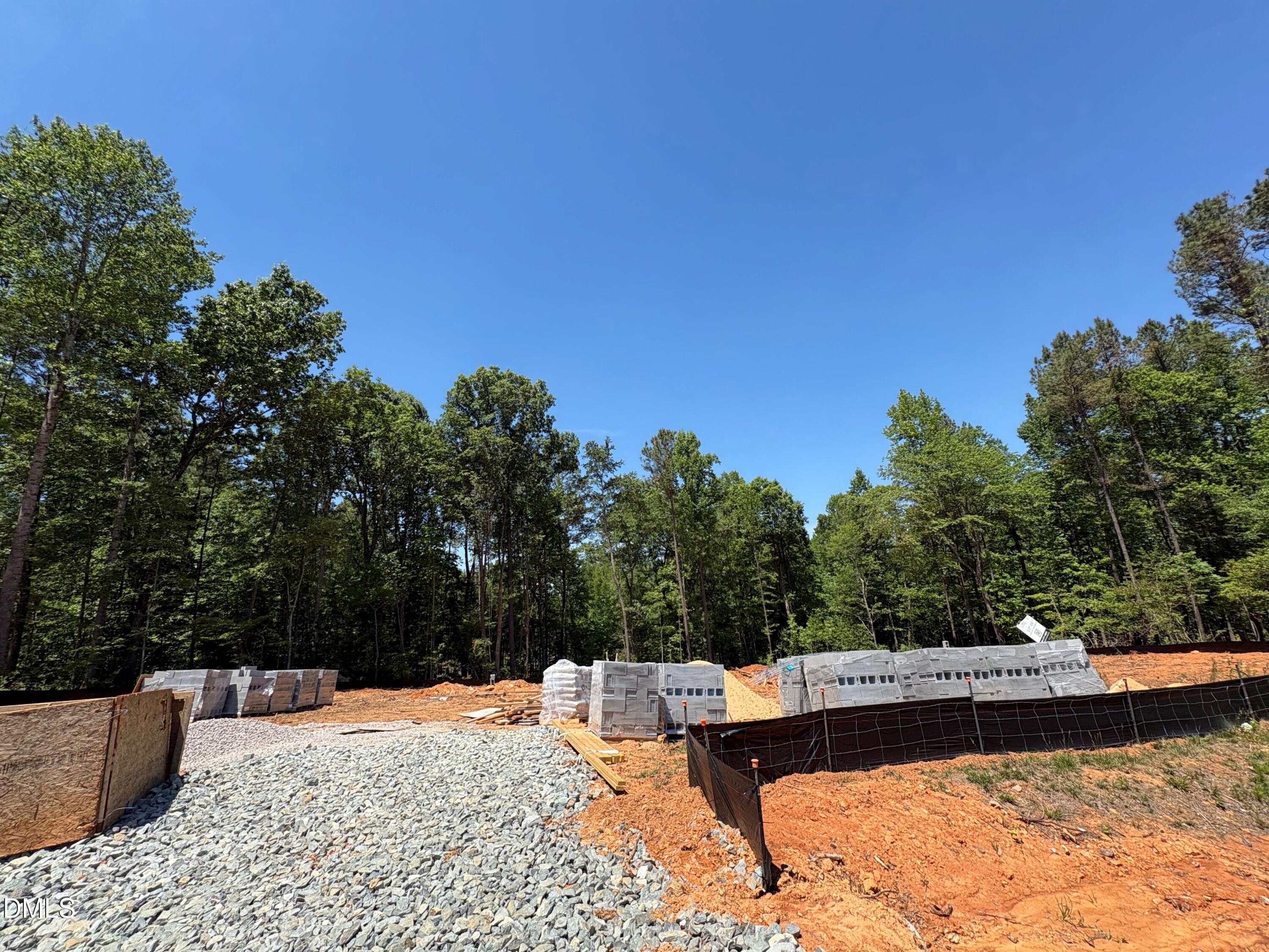 208 Gaines Trail