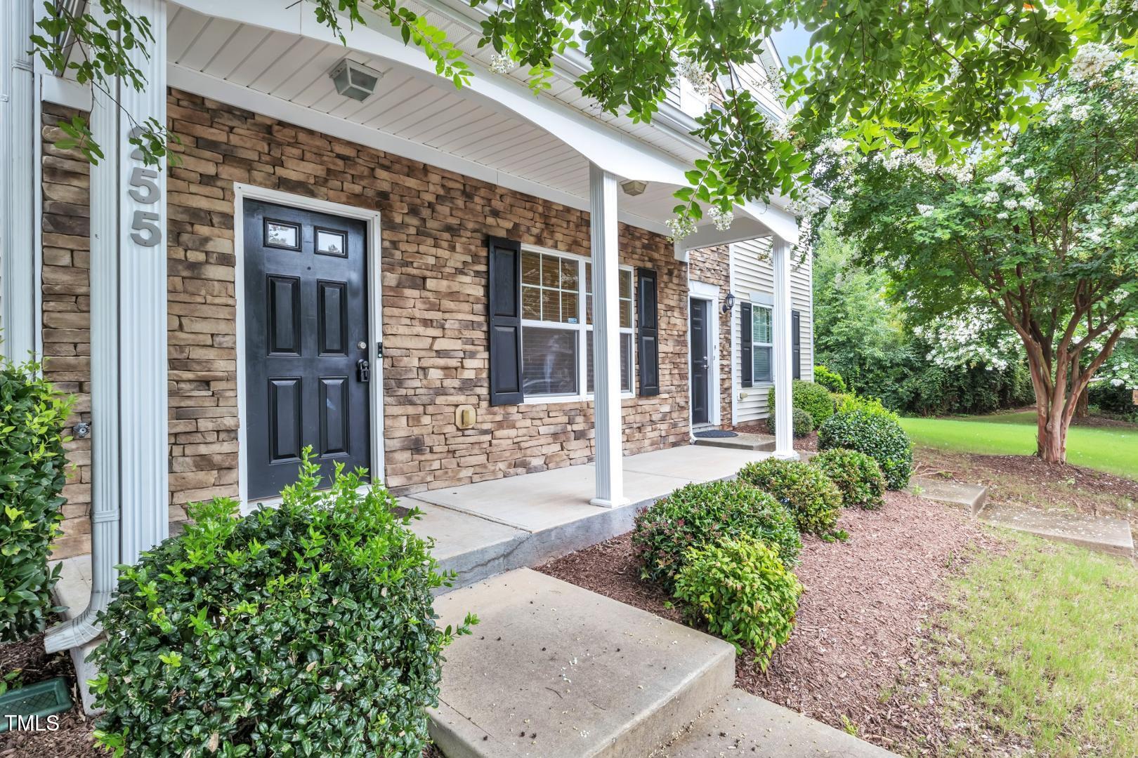 255 Hampshire Downs Drive