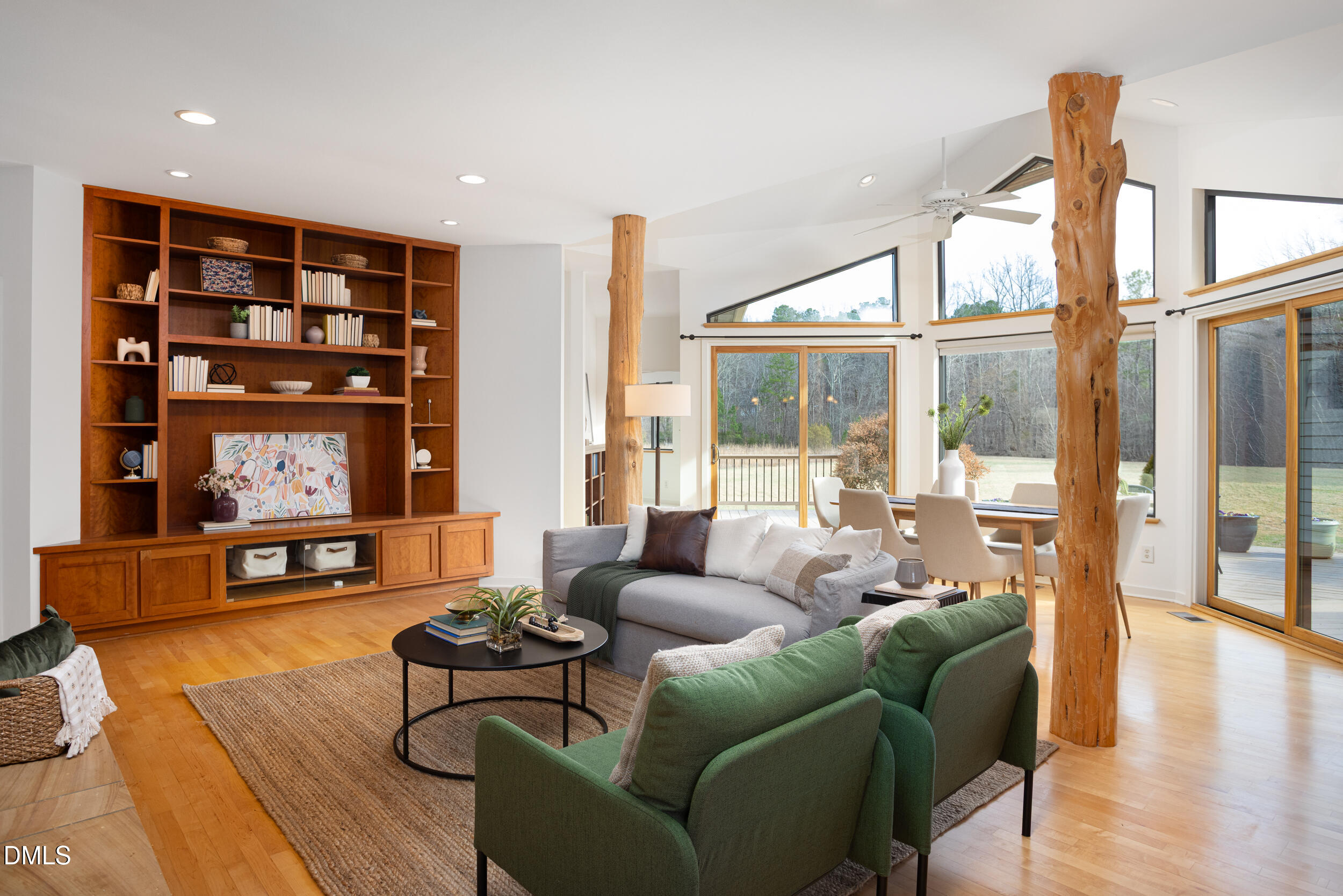 1009 Starfield Circle