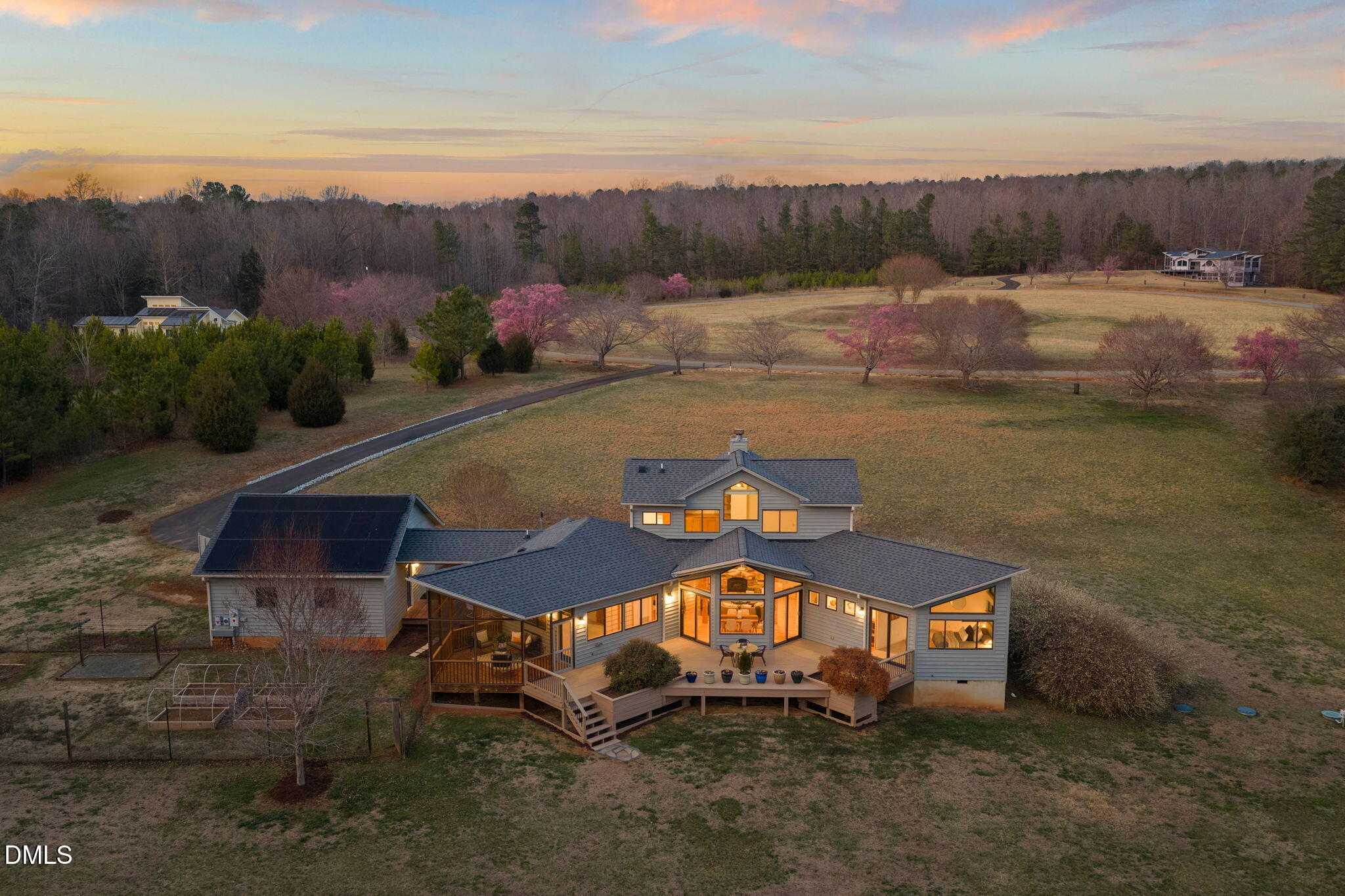 1009 Starfield Circle