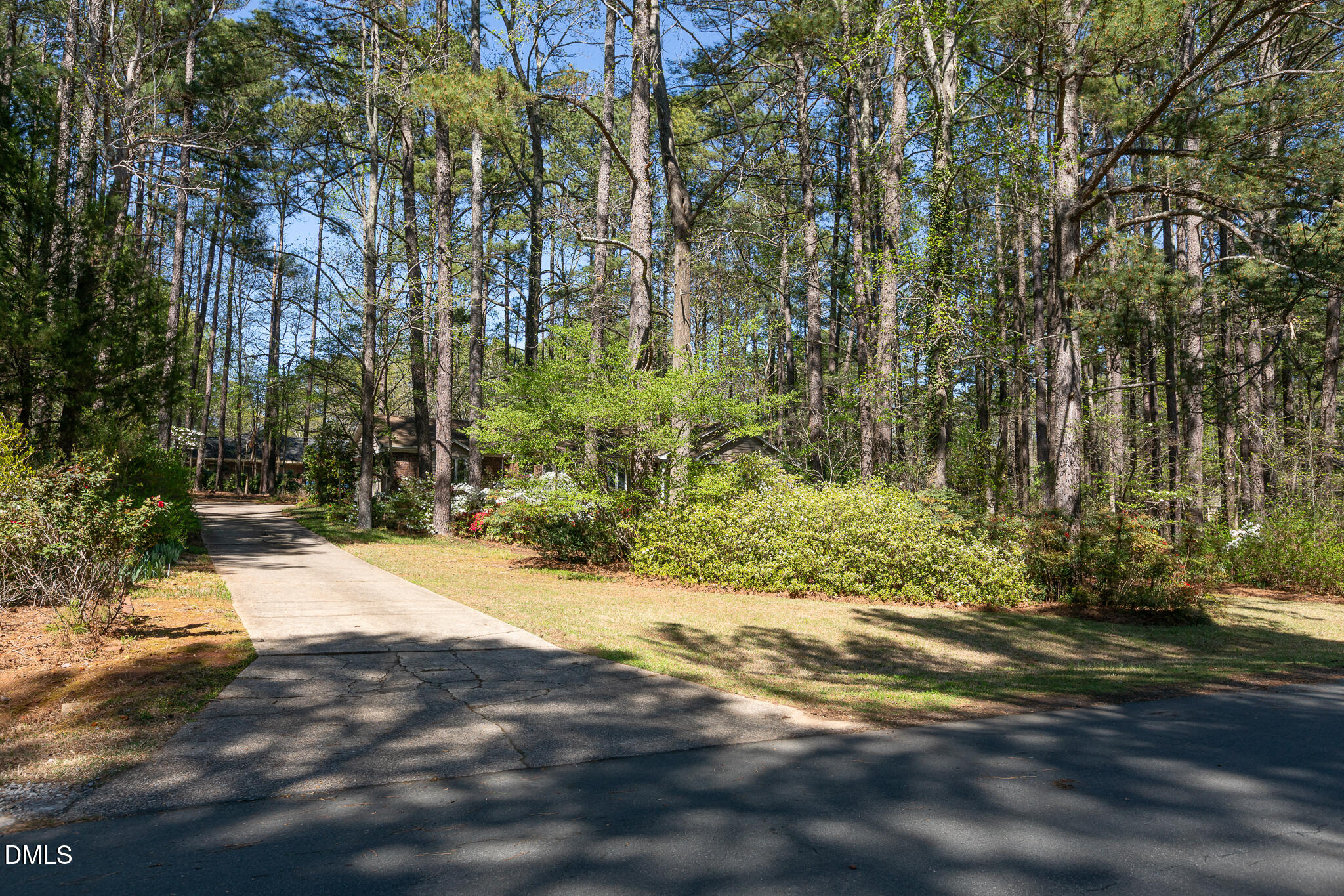 6119 Splitrock Trail