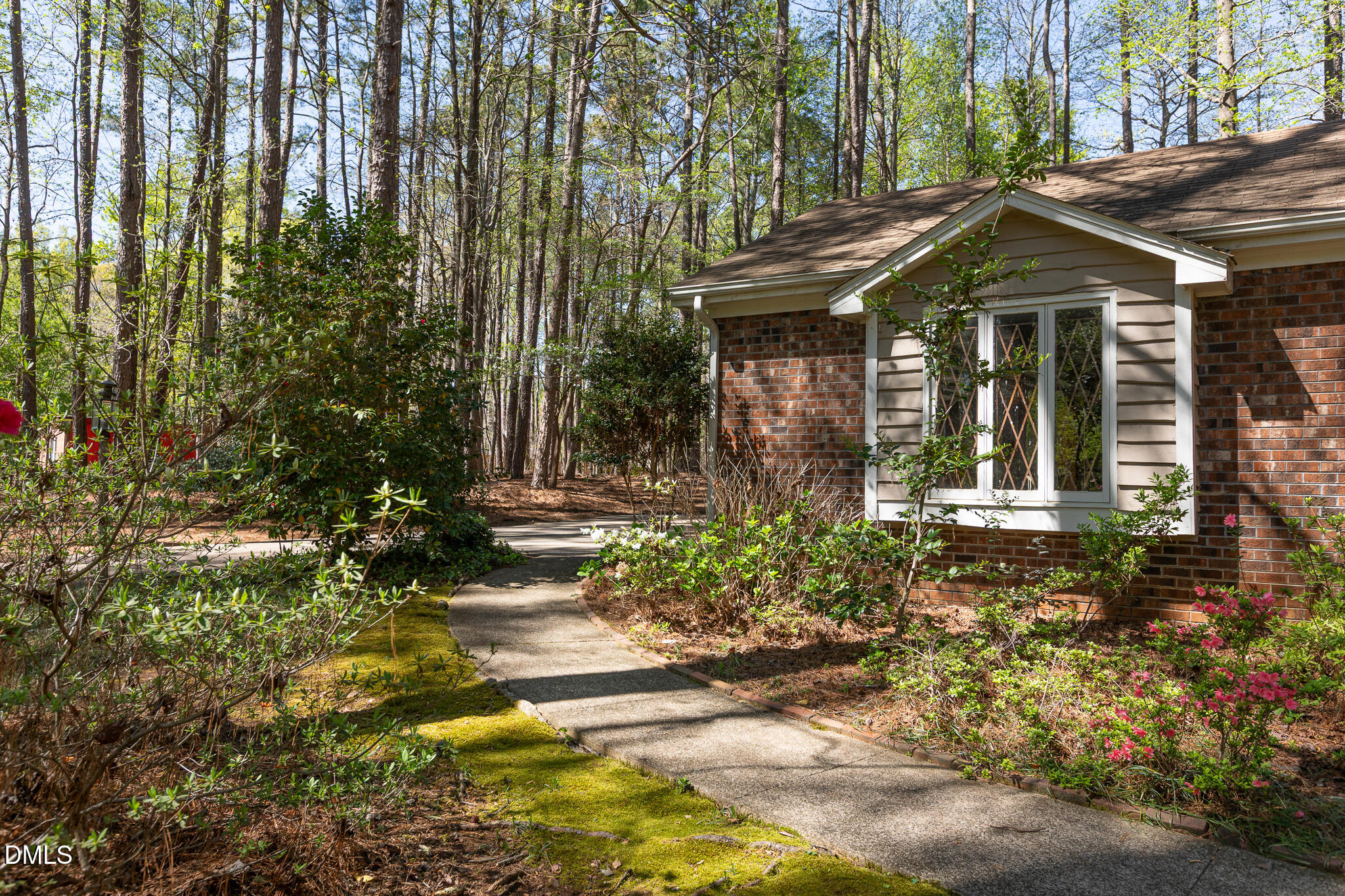 6119 Splitrock Trail