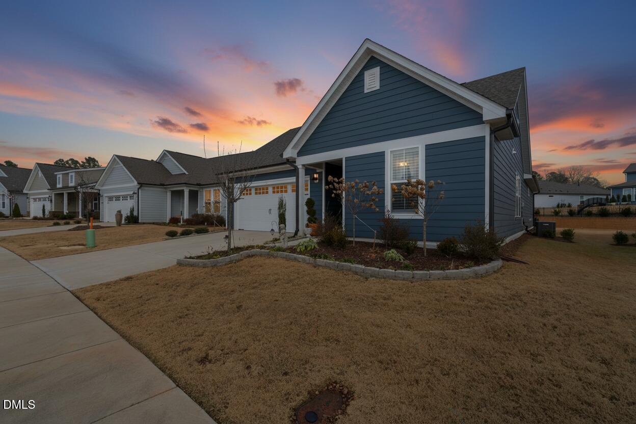 484 Steeplechase Boulevard