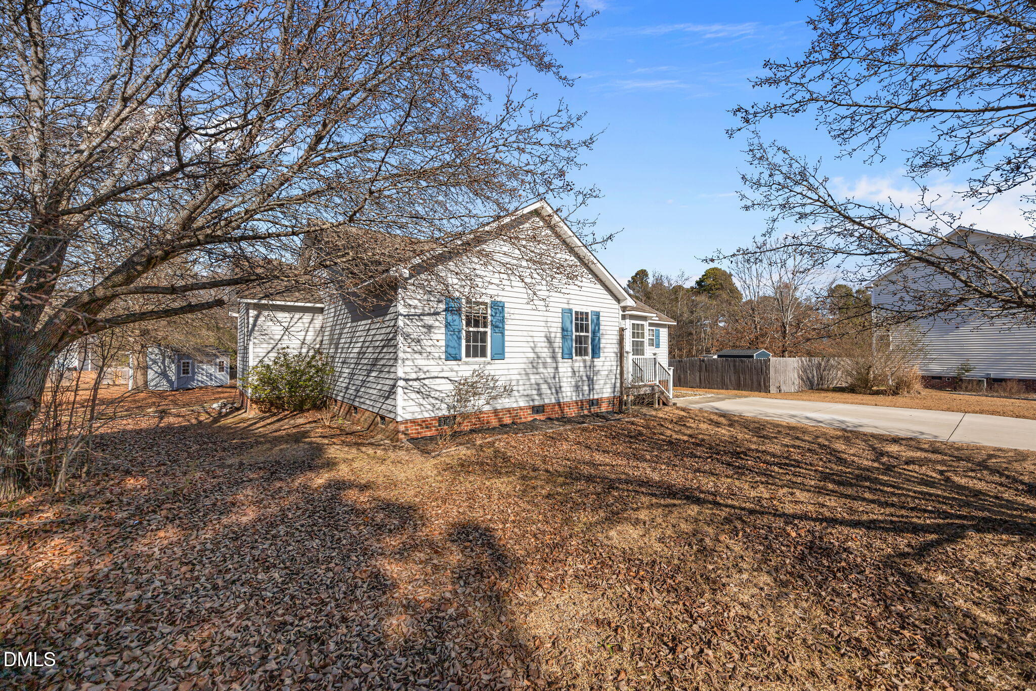 6304 Walnut Glen Drive