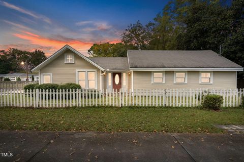 A home in Dunn