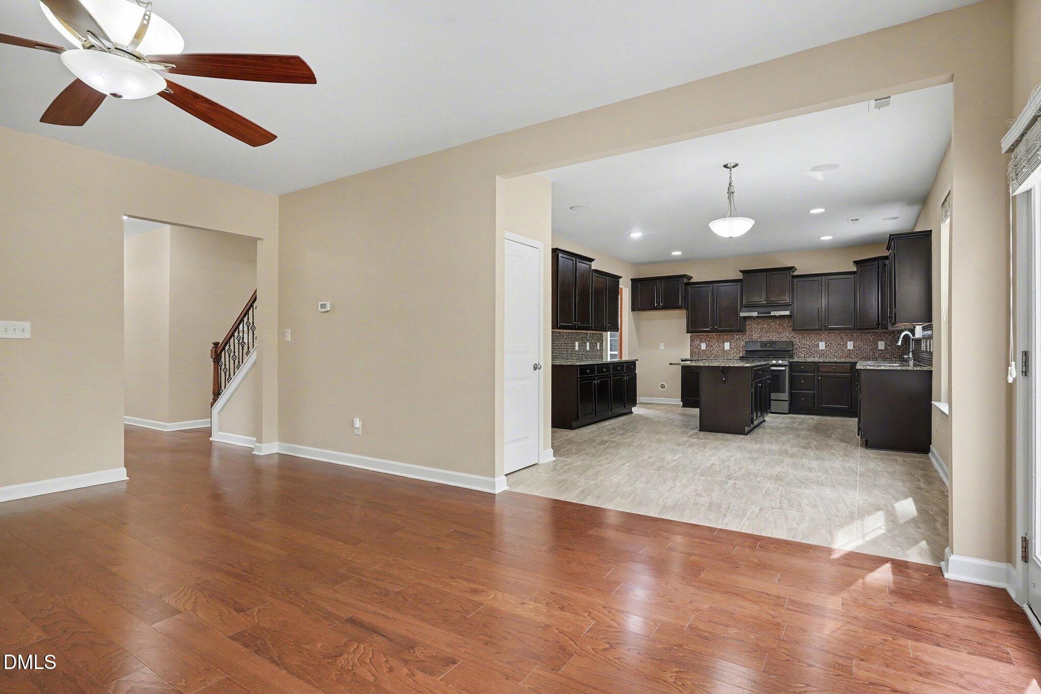 864 Bay Bouquet Lane