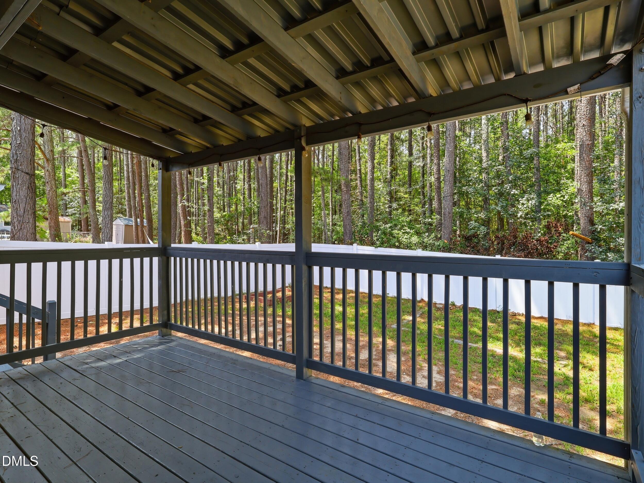 1009 Amber Acres Lane
