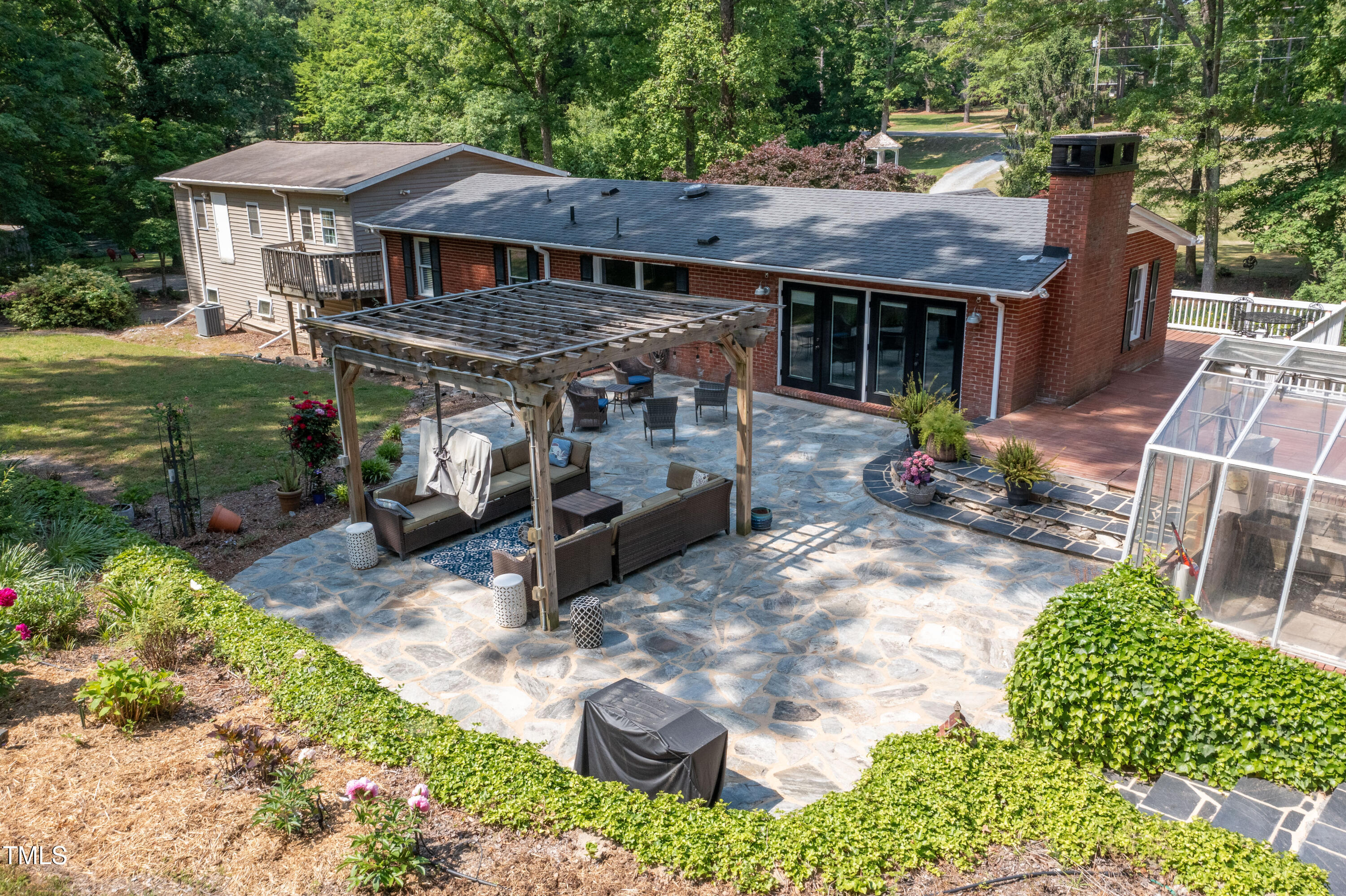 2129 Kelly Road