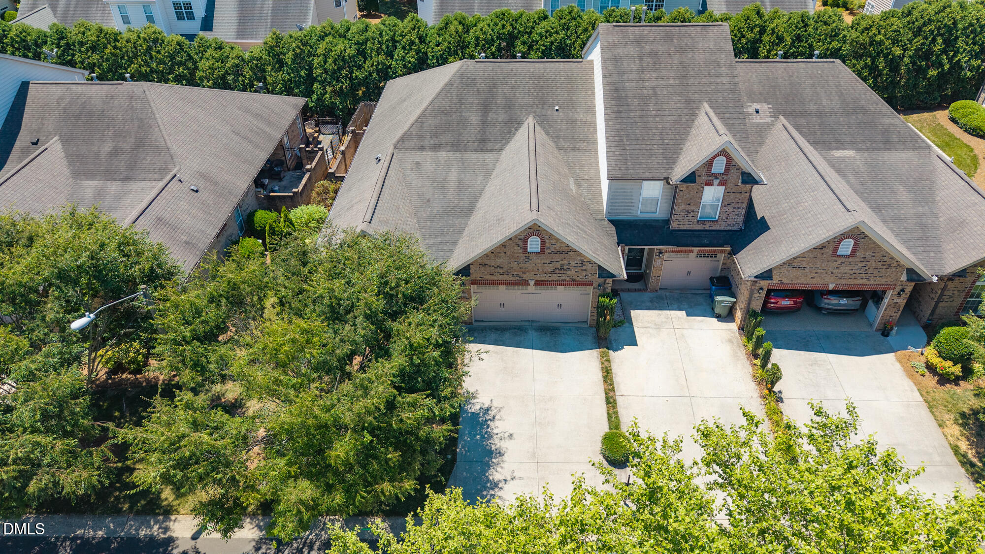 318 St Nicholas Trail