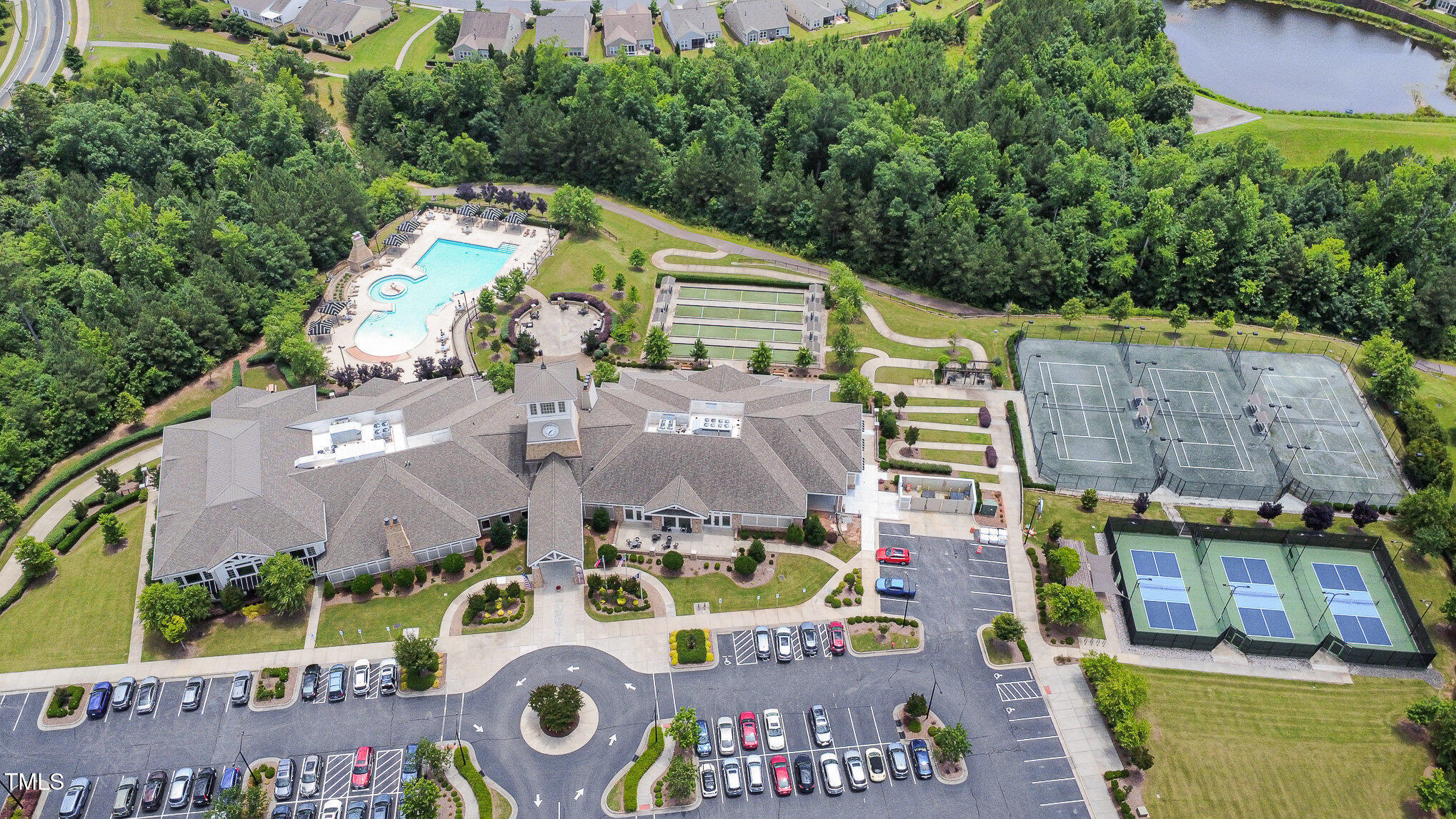 1204 E Rosedale Creek Drive