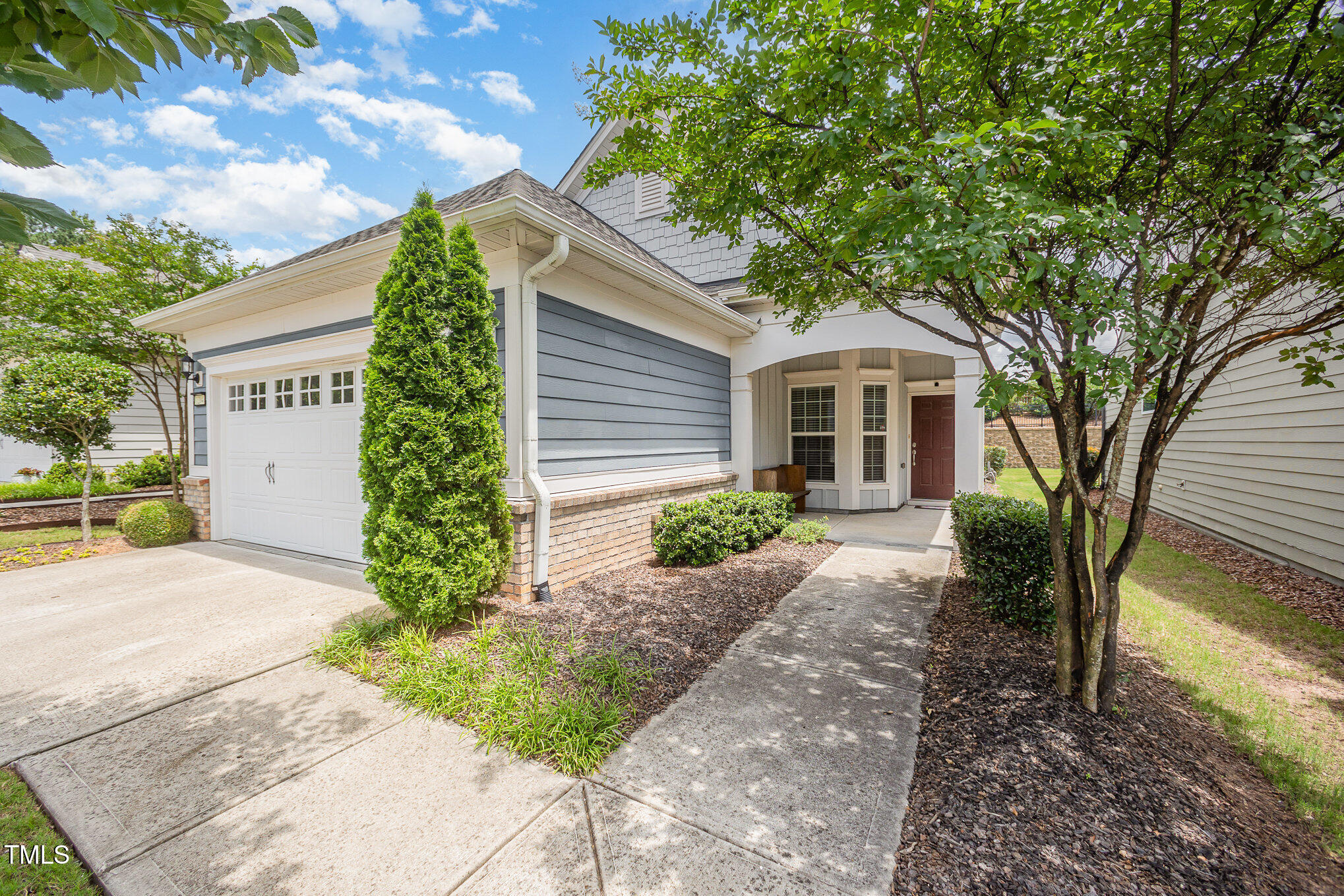 1204 E Rosedale Creek Drive