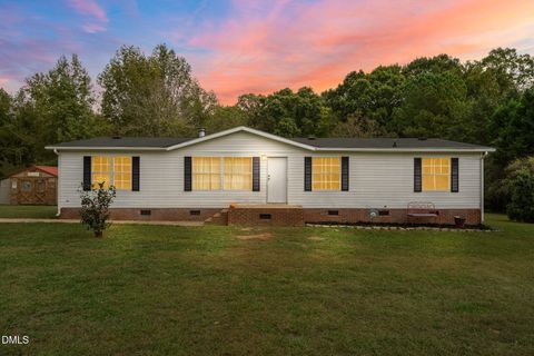 8024 Bird Dog Drive Snow Camp NC 27349