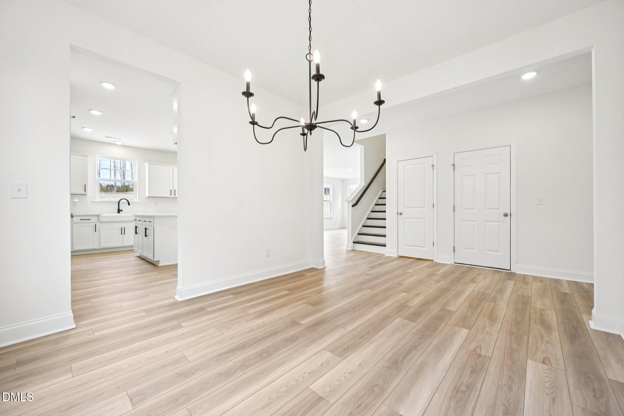 476 Parklane Drive