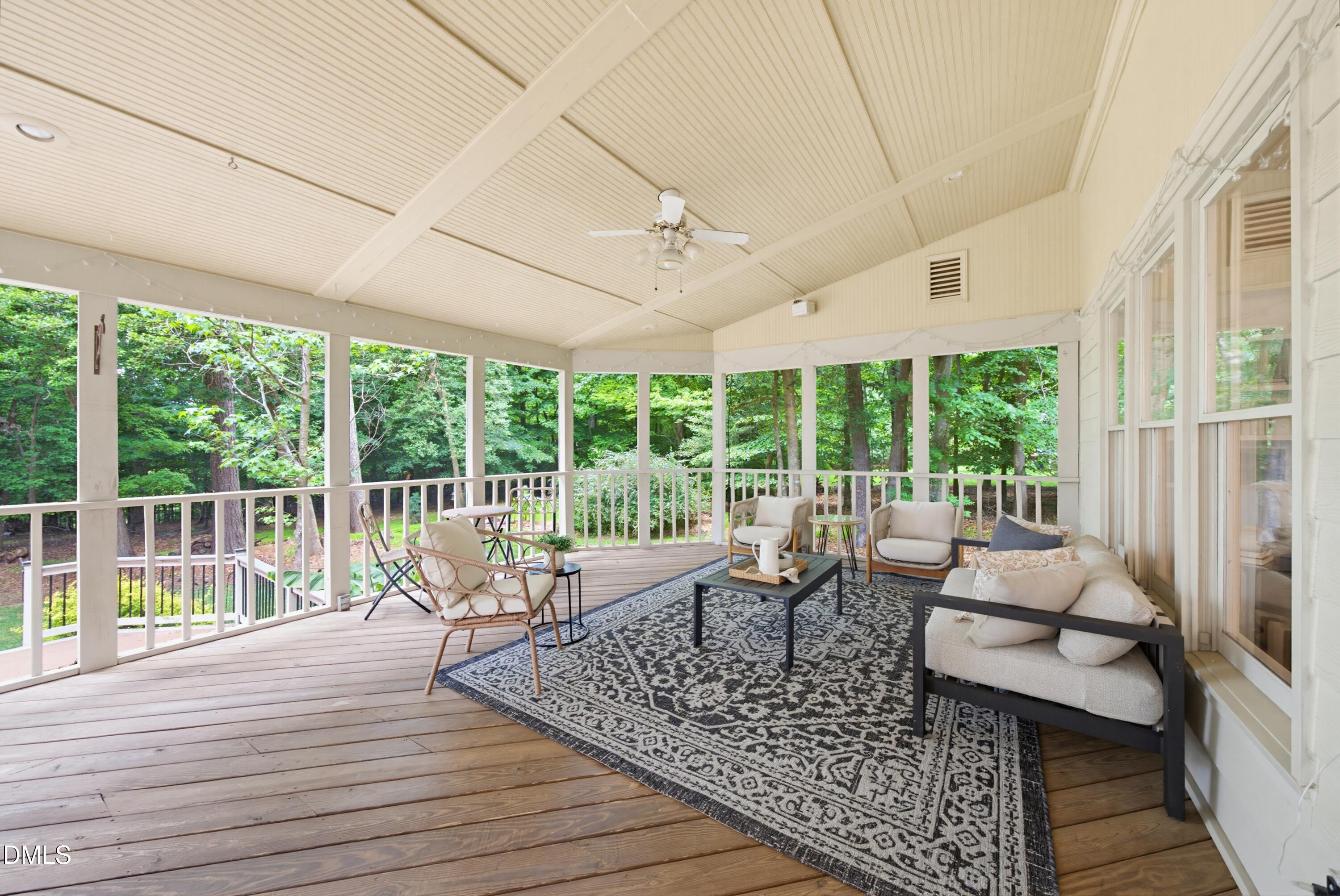 6117 Weobley Lane