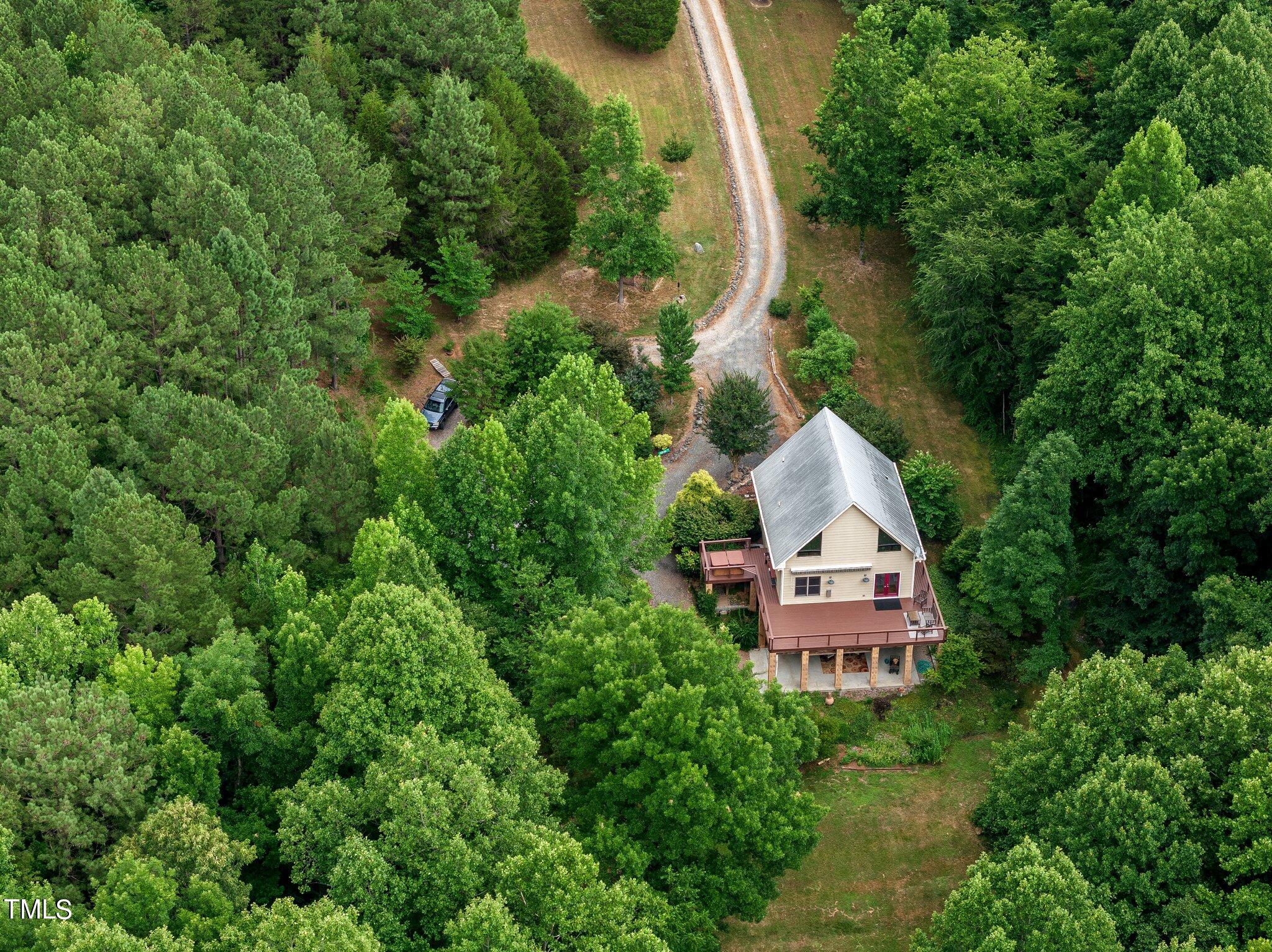 260 Woody Lane
