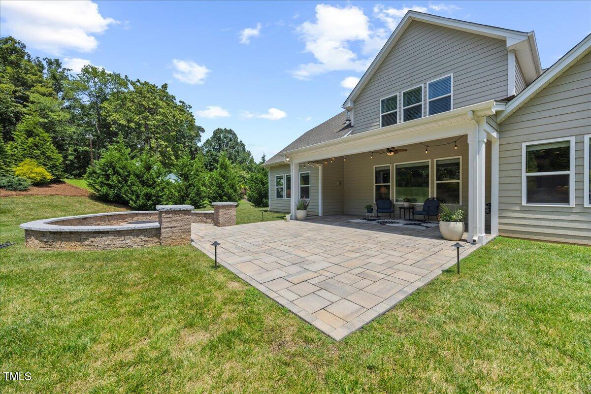 807 Sugarberry Lane