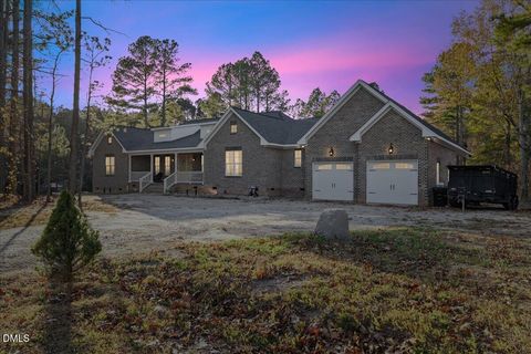 6370 Golden Court Zebulon NC 27597