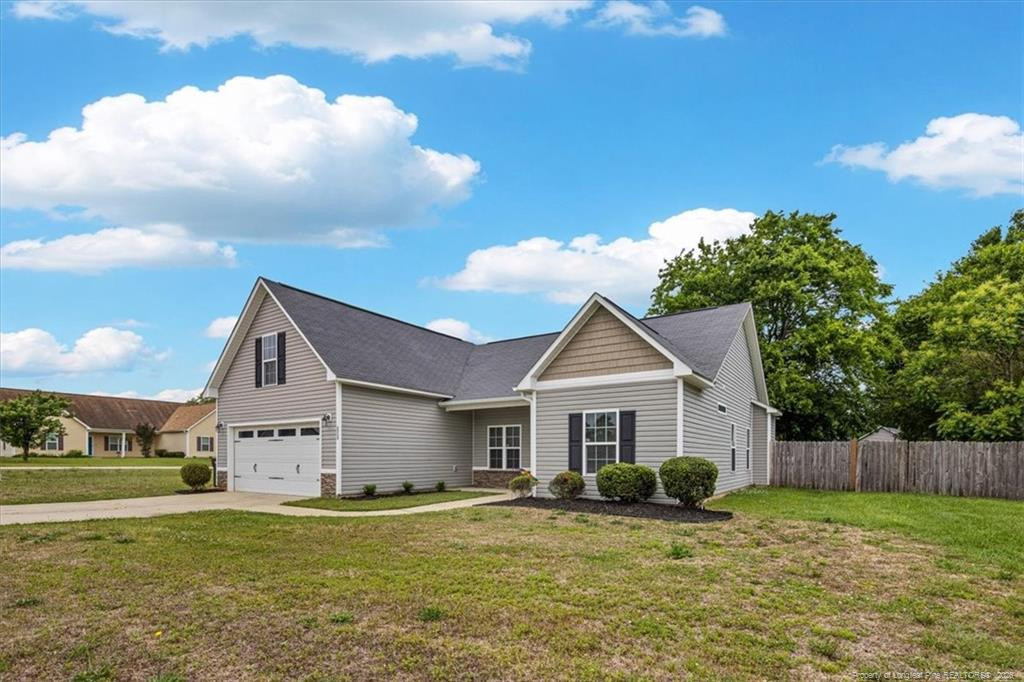 2713 Ally Rayven Drive