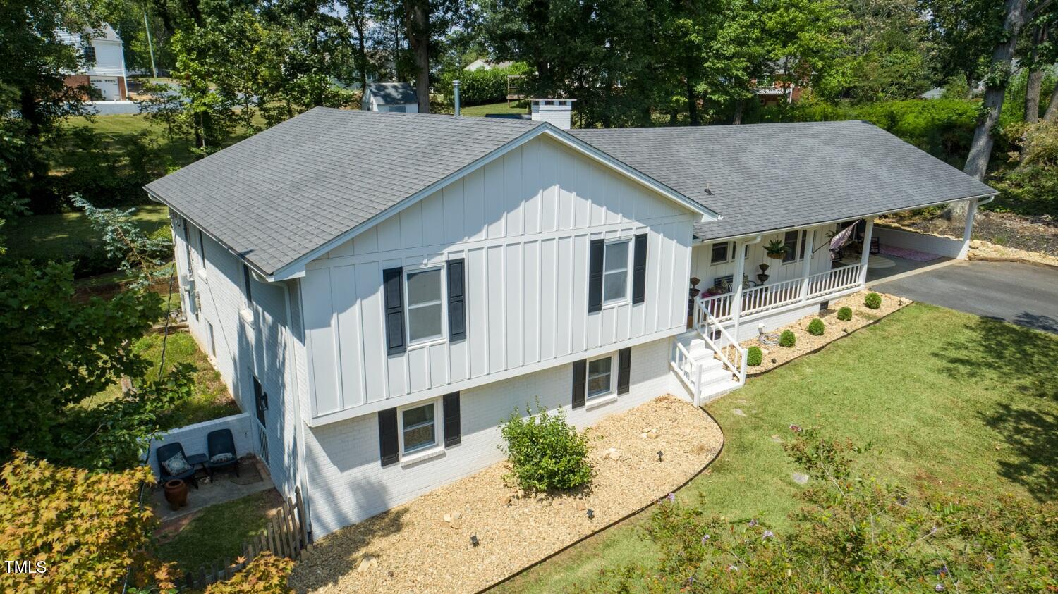 222 Gardiner Road