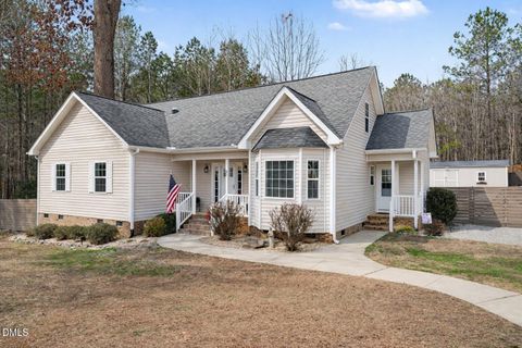 35 Harrison Street Zebulon NC 27597