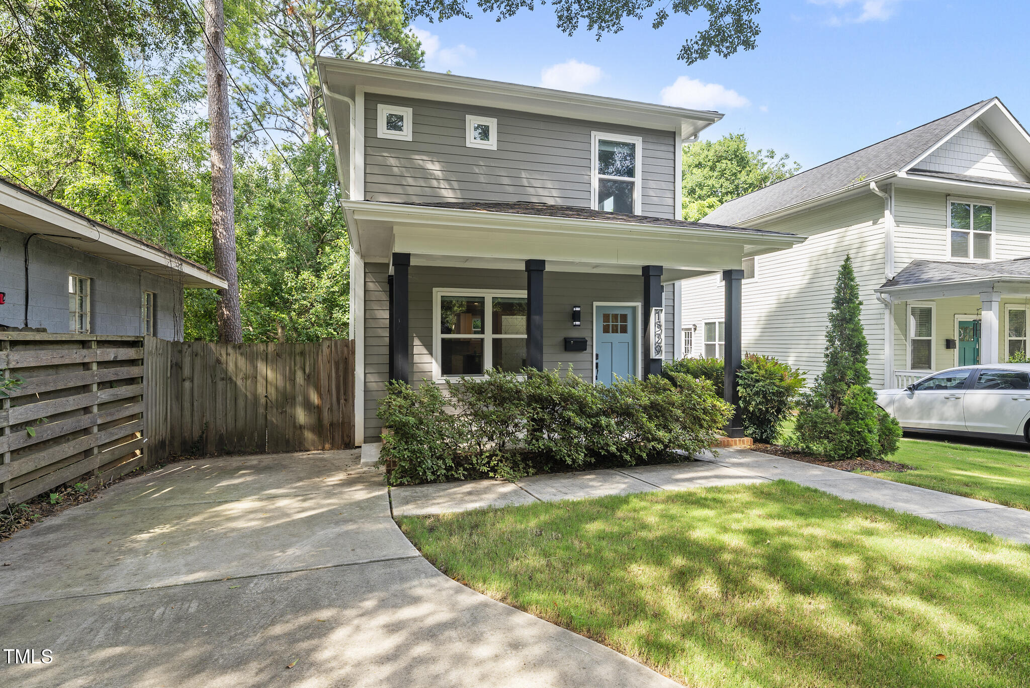 1529 Battery Drive