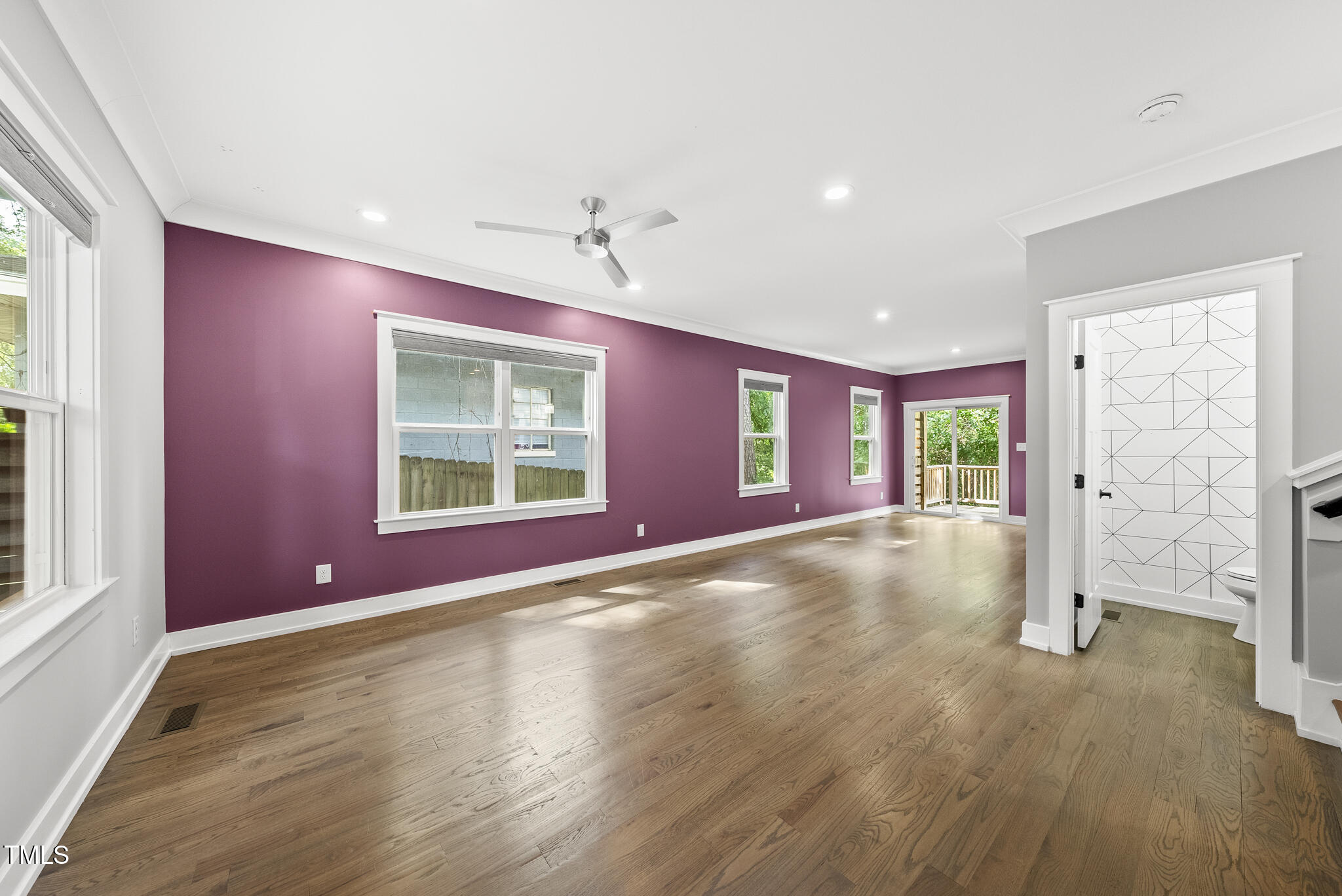 1529 Battery Drive