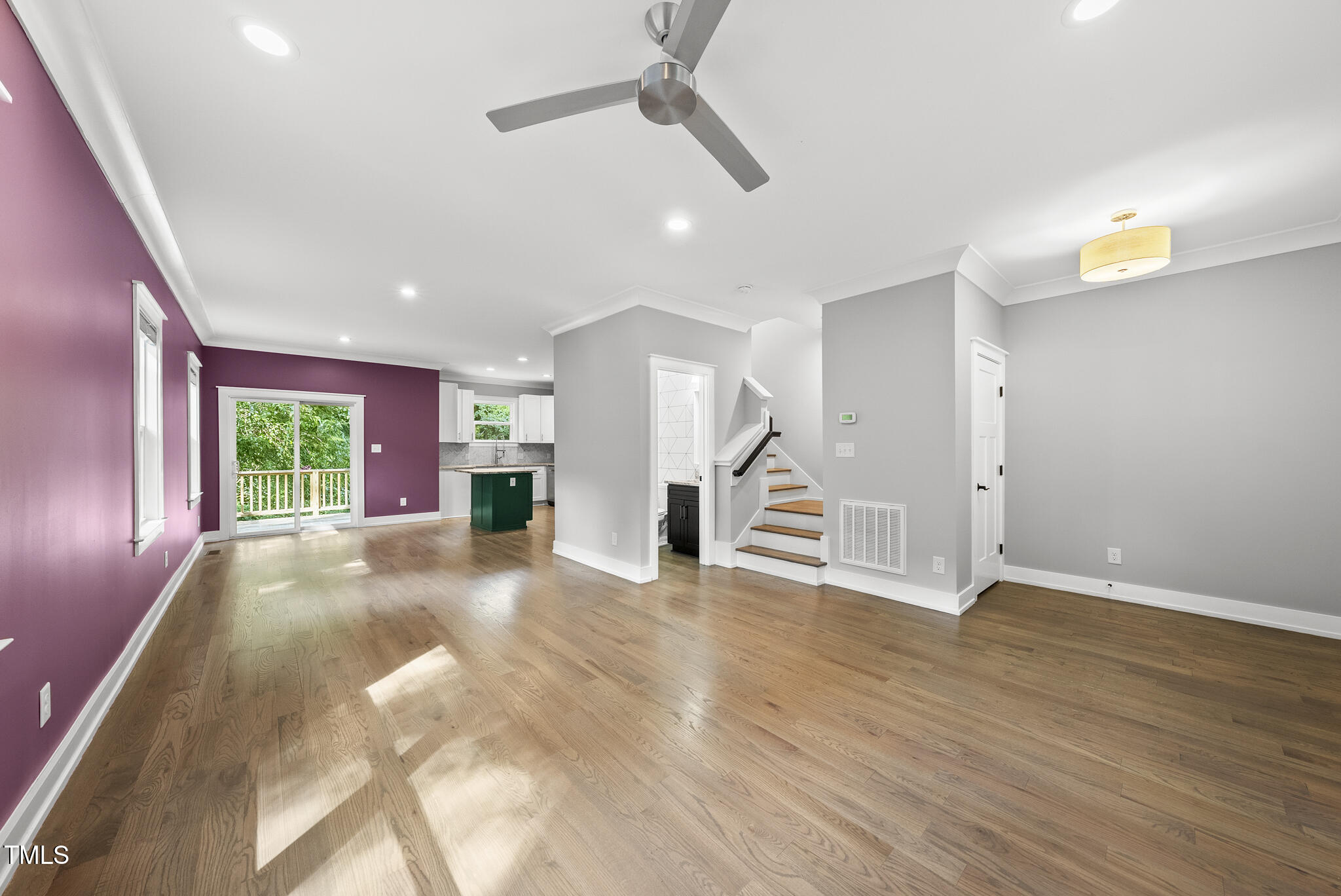 1529 Battery Drive