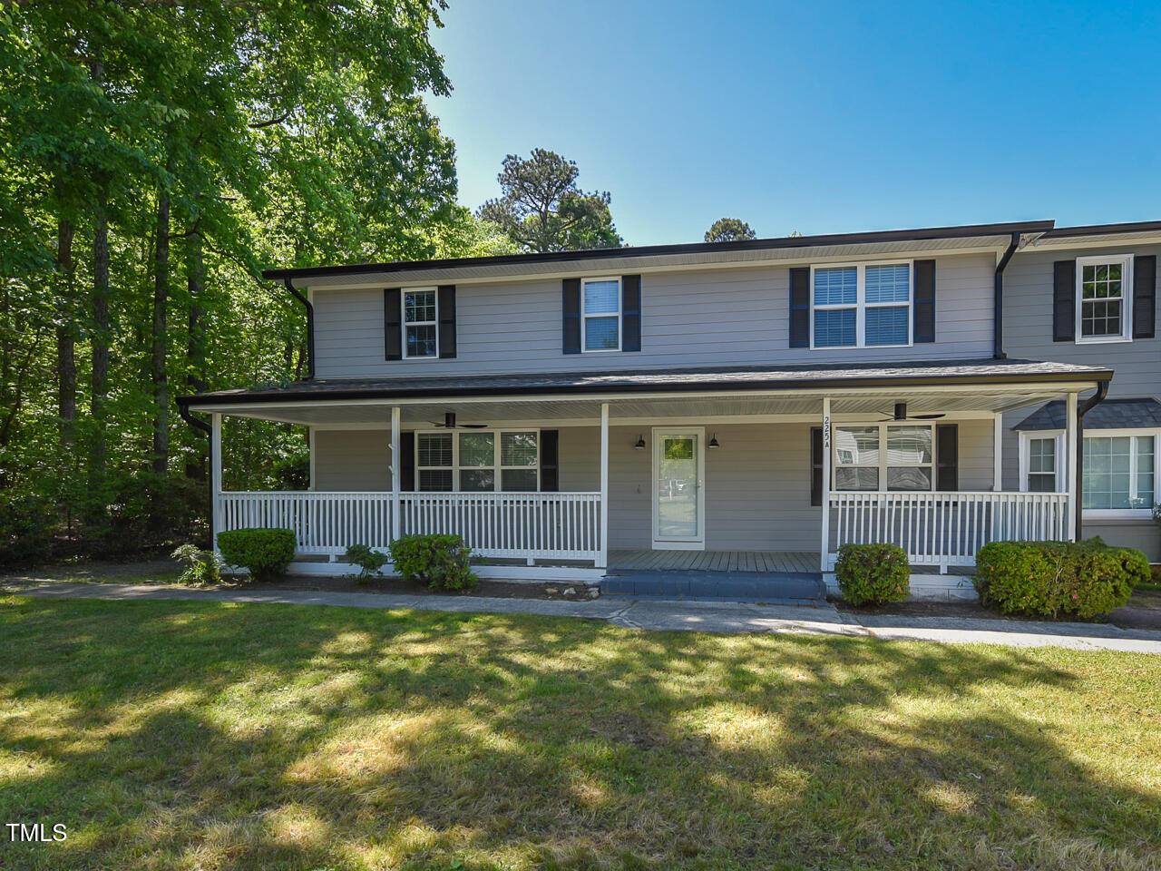 225 Douglas Street