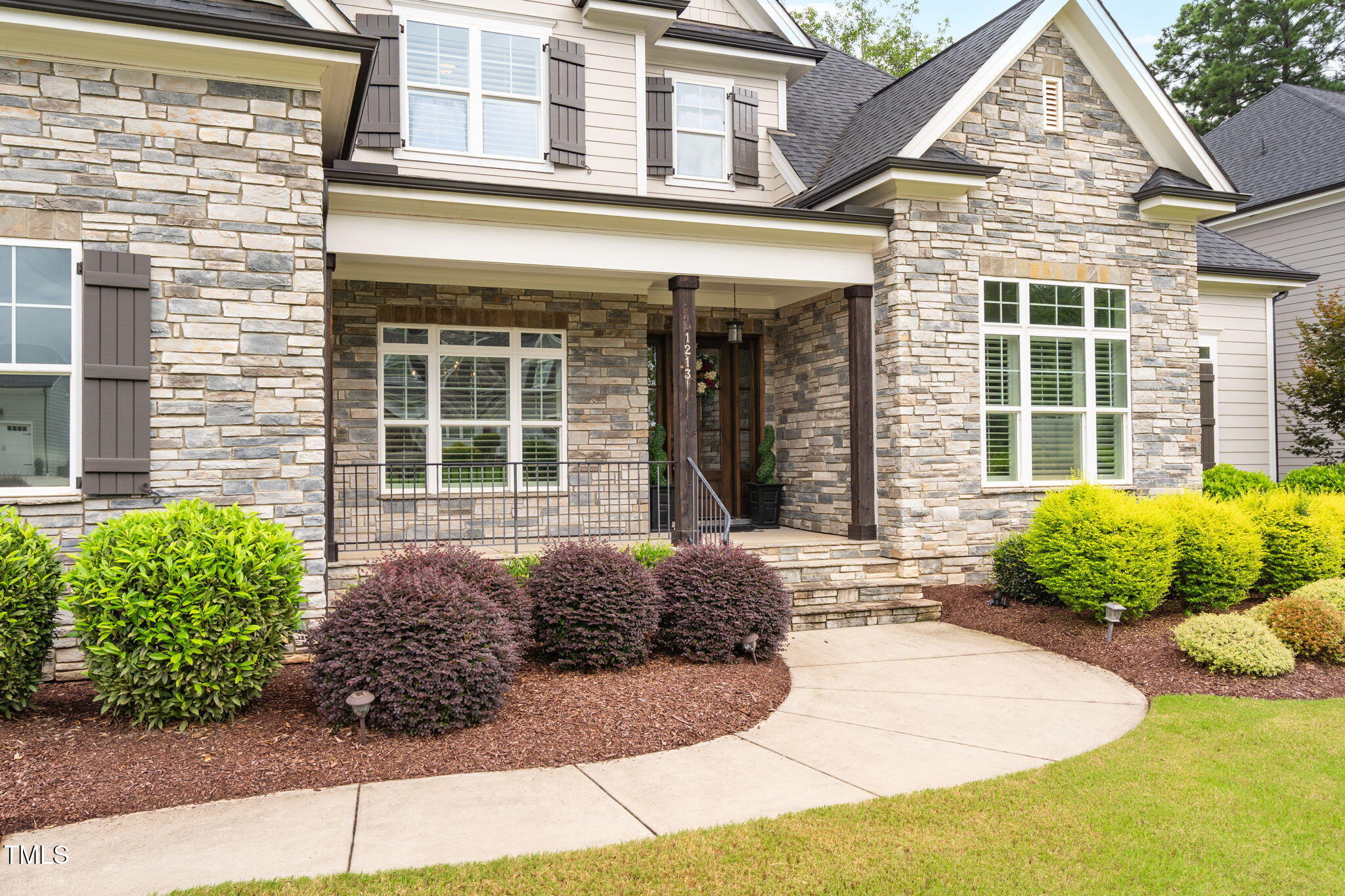 1213 Reservoir View Lane