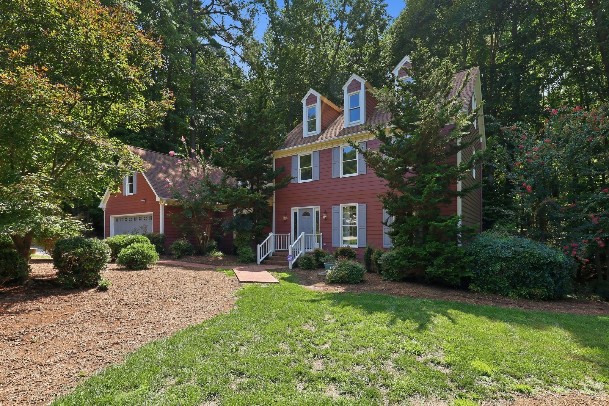 11433 Horsemans Trail
