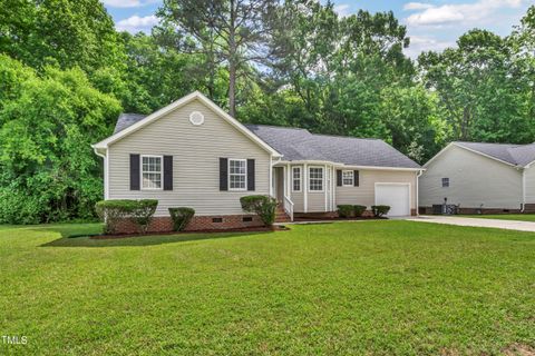 Single Family Residence in Fuquay Varina NC 1300 Poplar Ridge Road 2.jpg