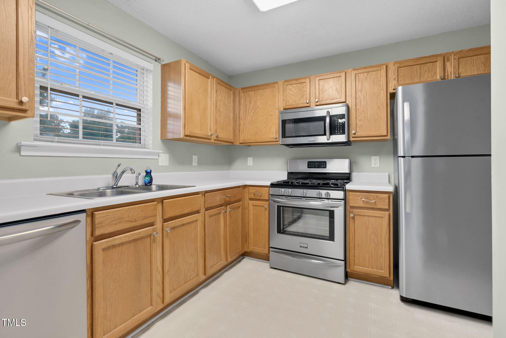 105 Walehurst Ridge Drive