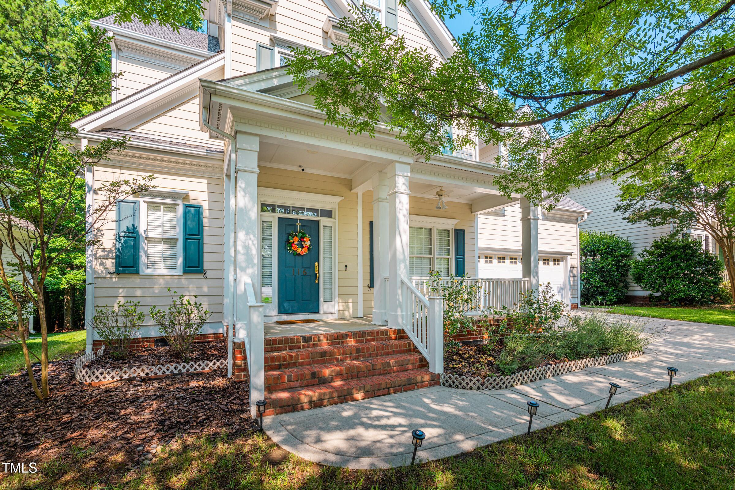 116 Hamilton Hedge Place