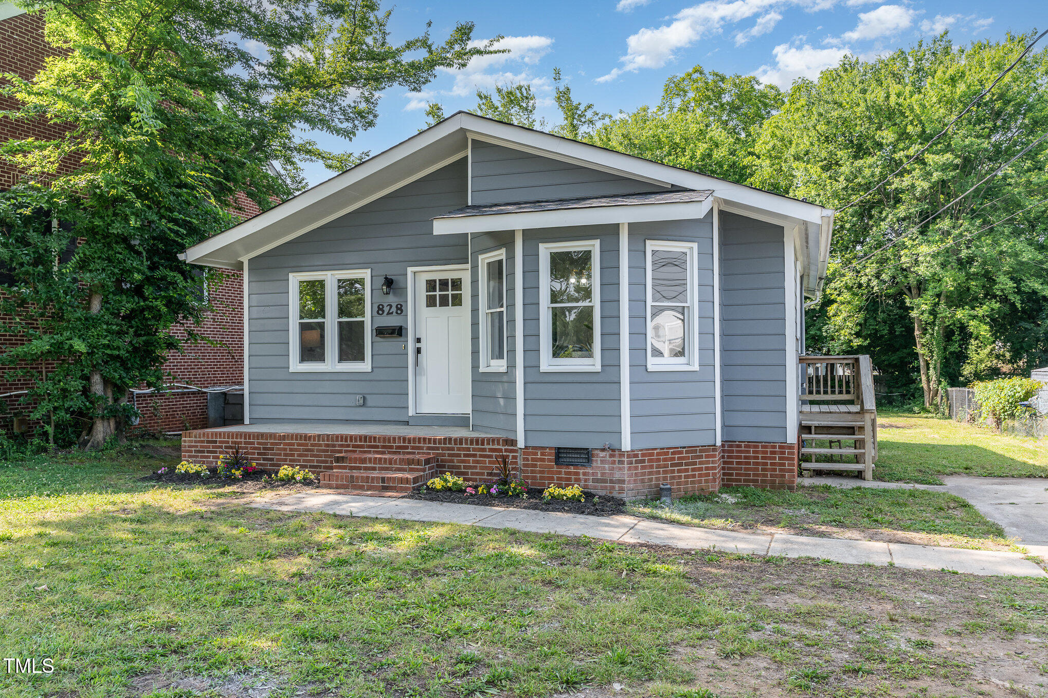 828 Cotton Place