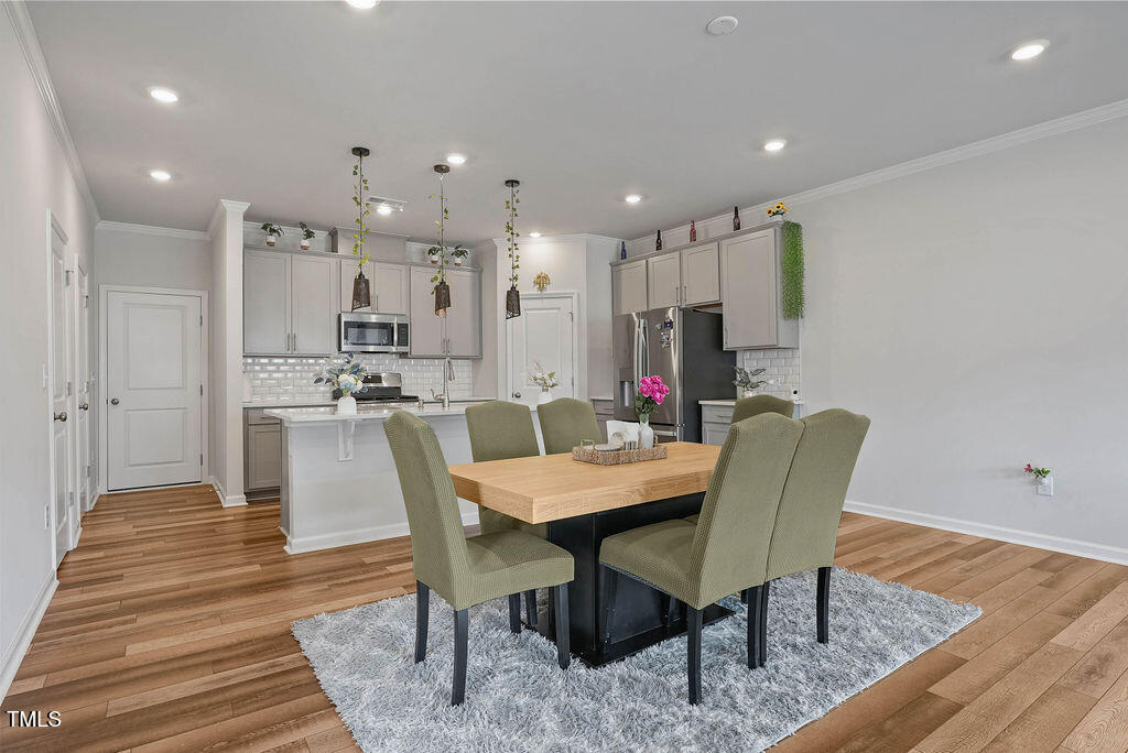 1811 Aspen River Lane