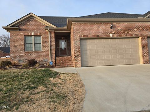 933 Arrowhead Court Mebane NC 27302