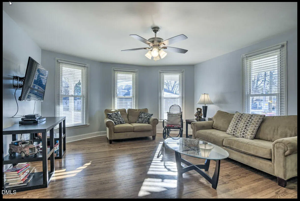 242 W Academy Street