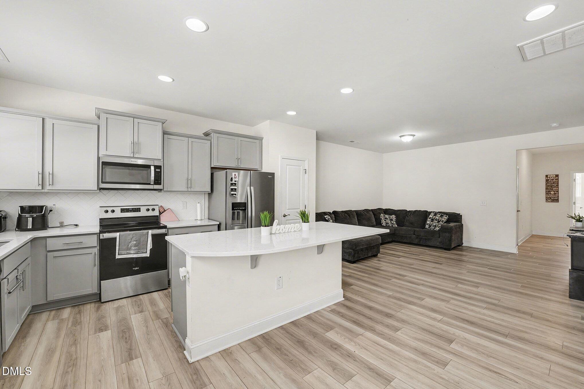 152 Channel Drop Drive