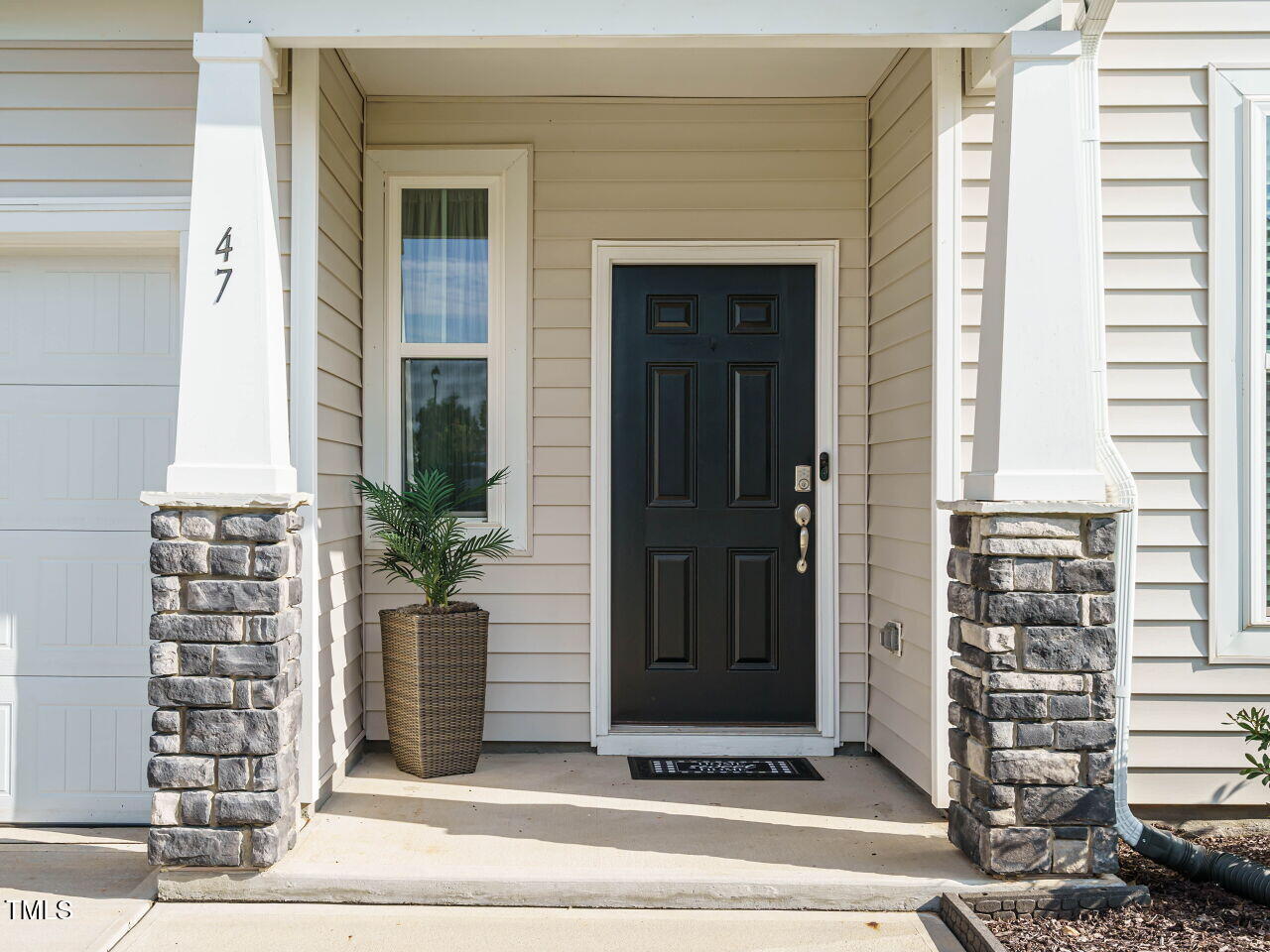 47 Whitley Ridge Drive