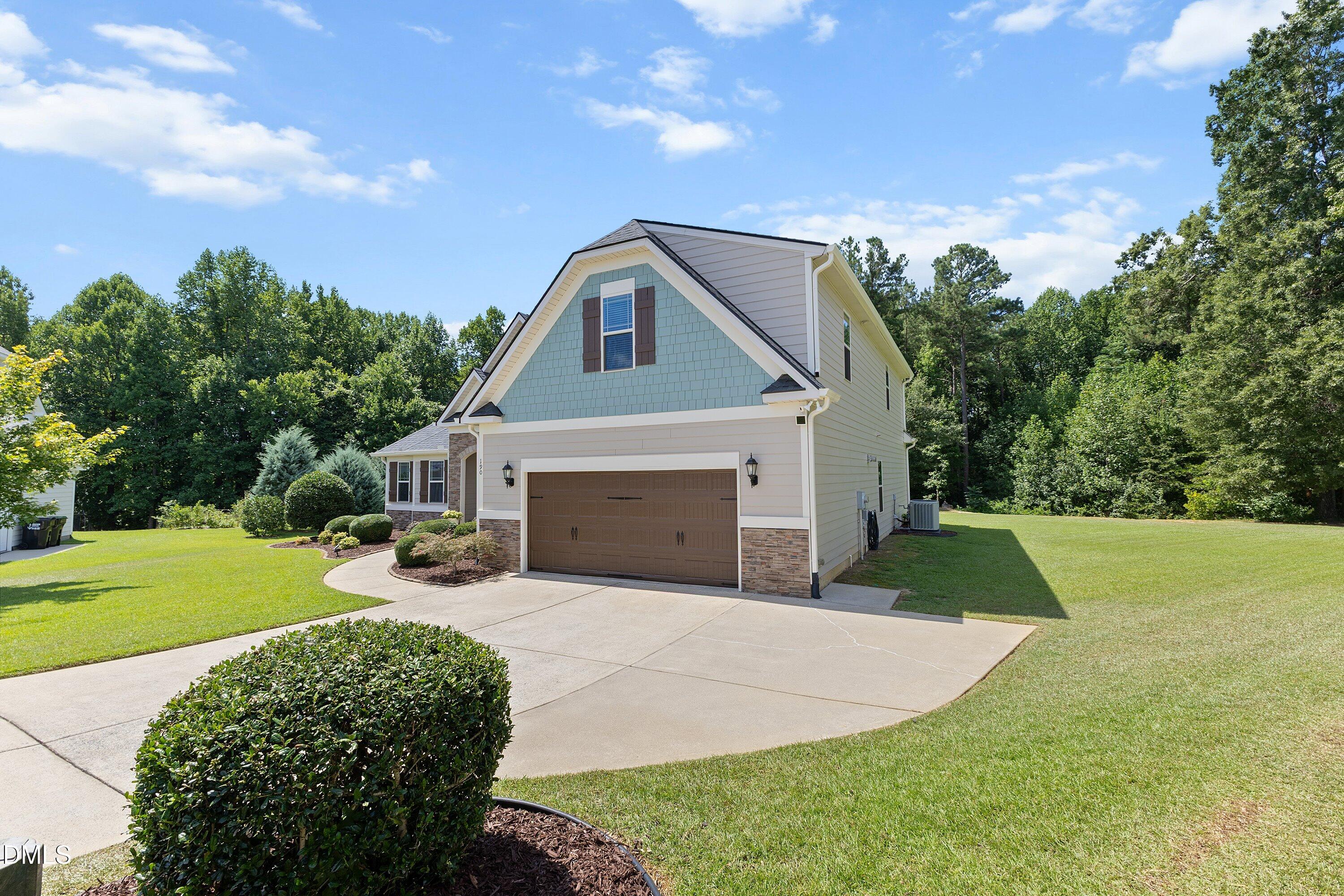 190 Retriever Court