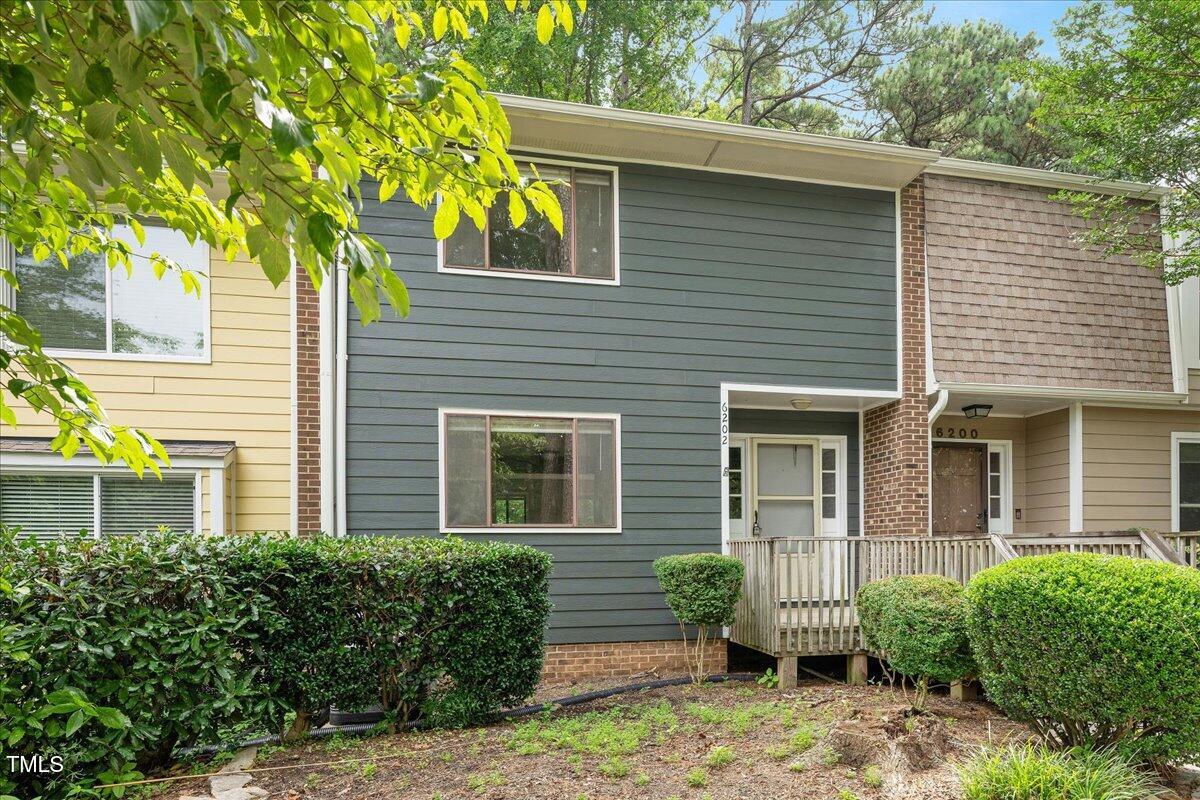 6202 Dixon Drive