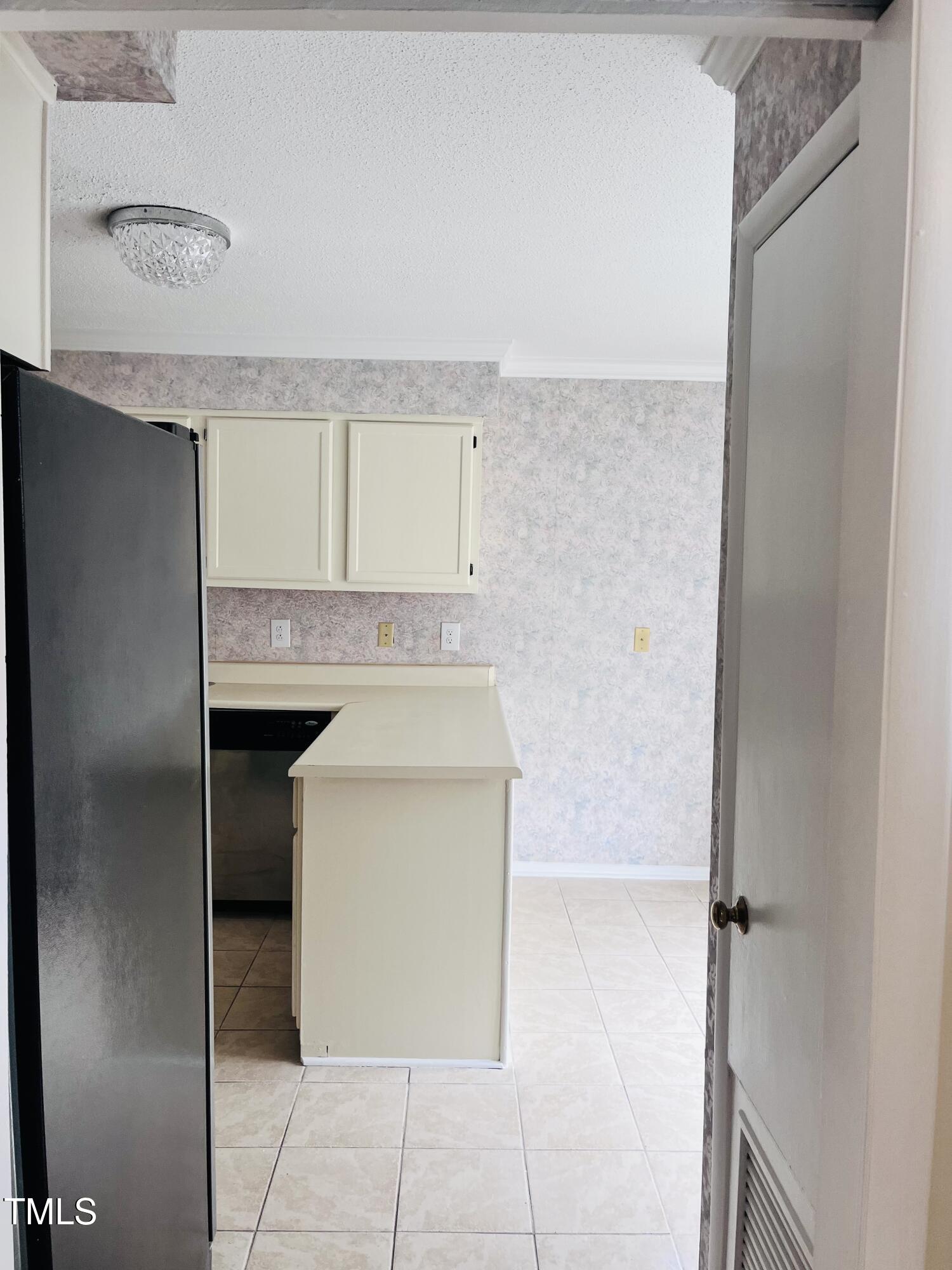 250 S Estes Drive S Apt 113