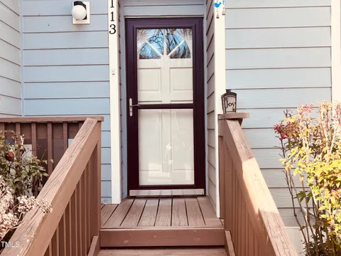 MLS: 10082563