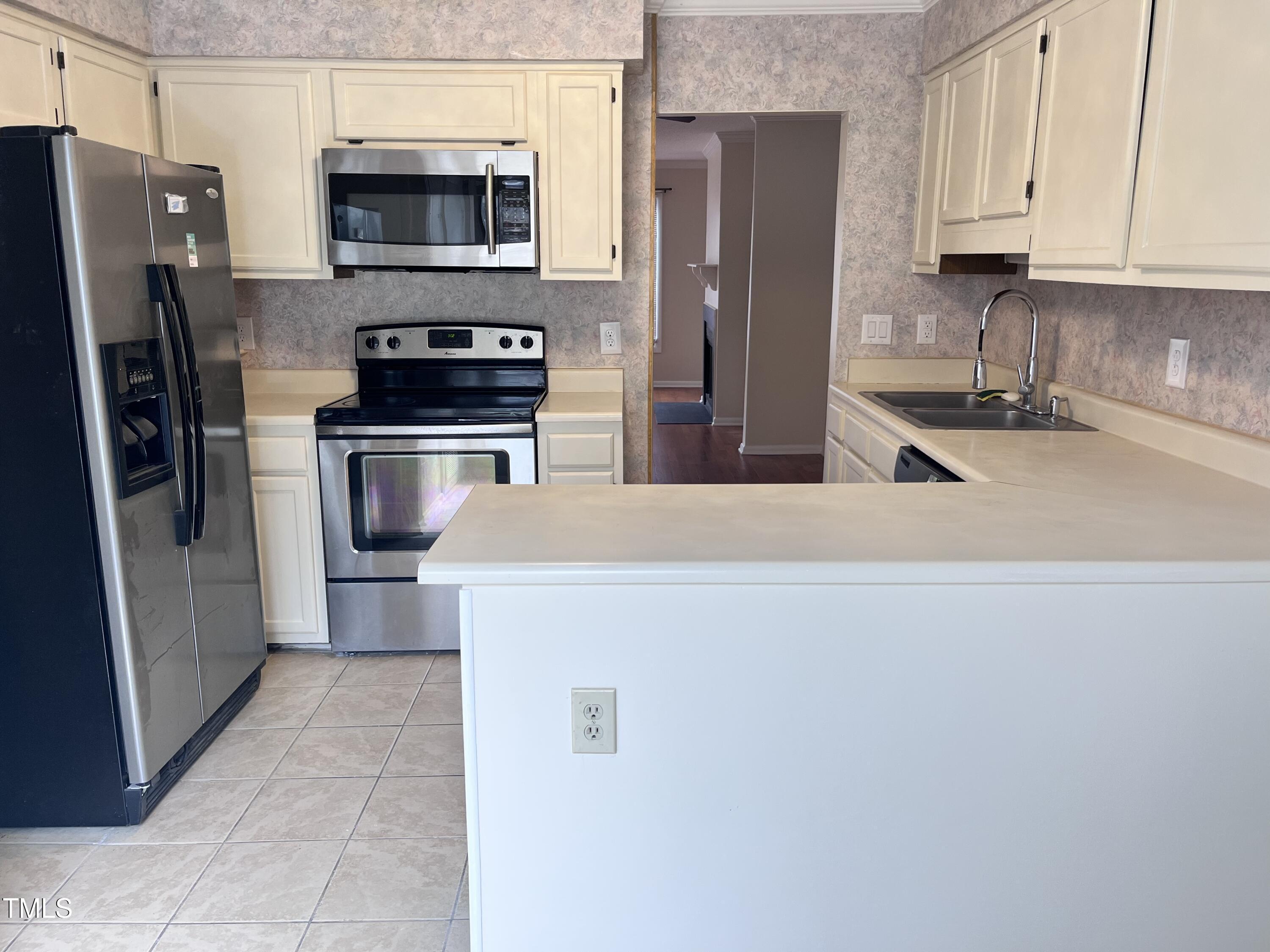 250 S Estes Drive S Apt 113