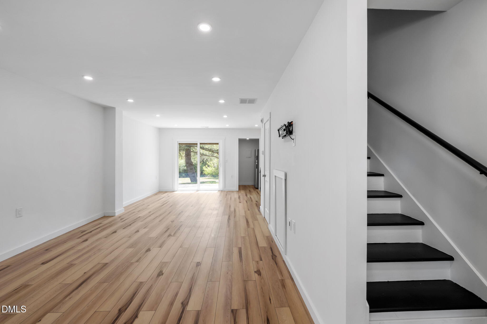 106 Chaucer Court