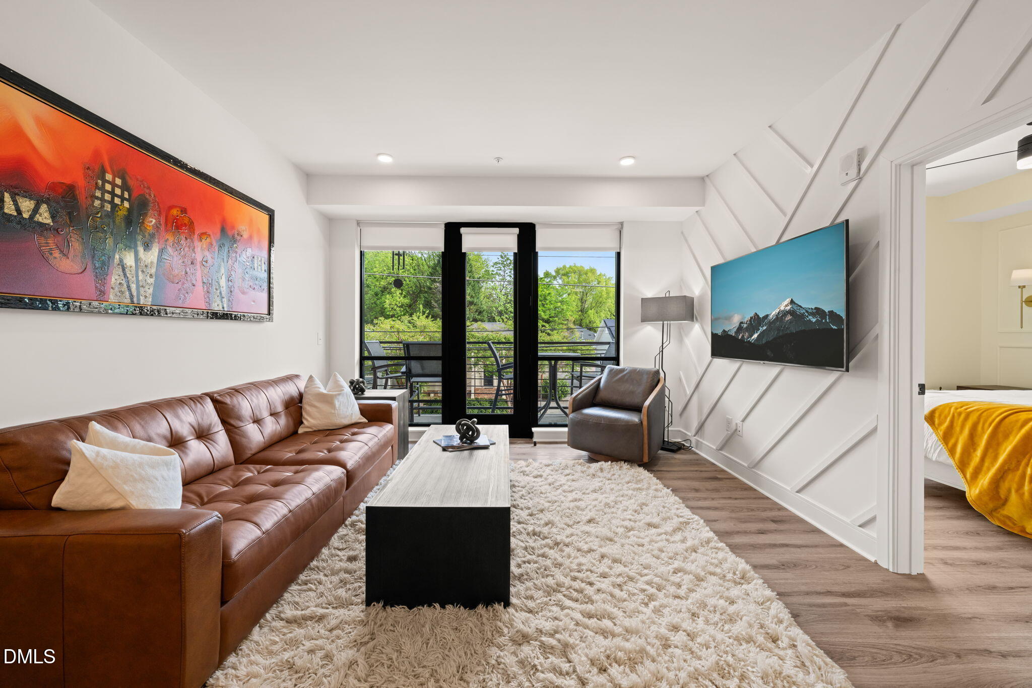 615 W Peace Street , 207