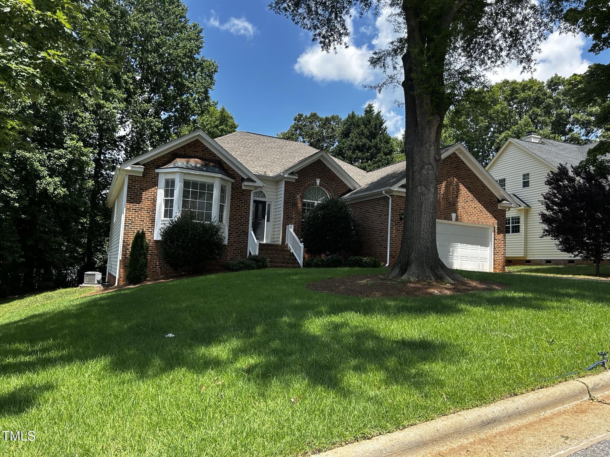 402 Cricketfield Lane