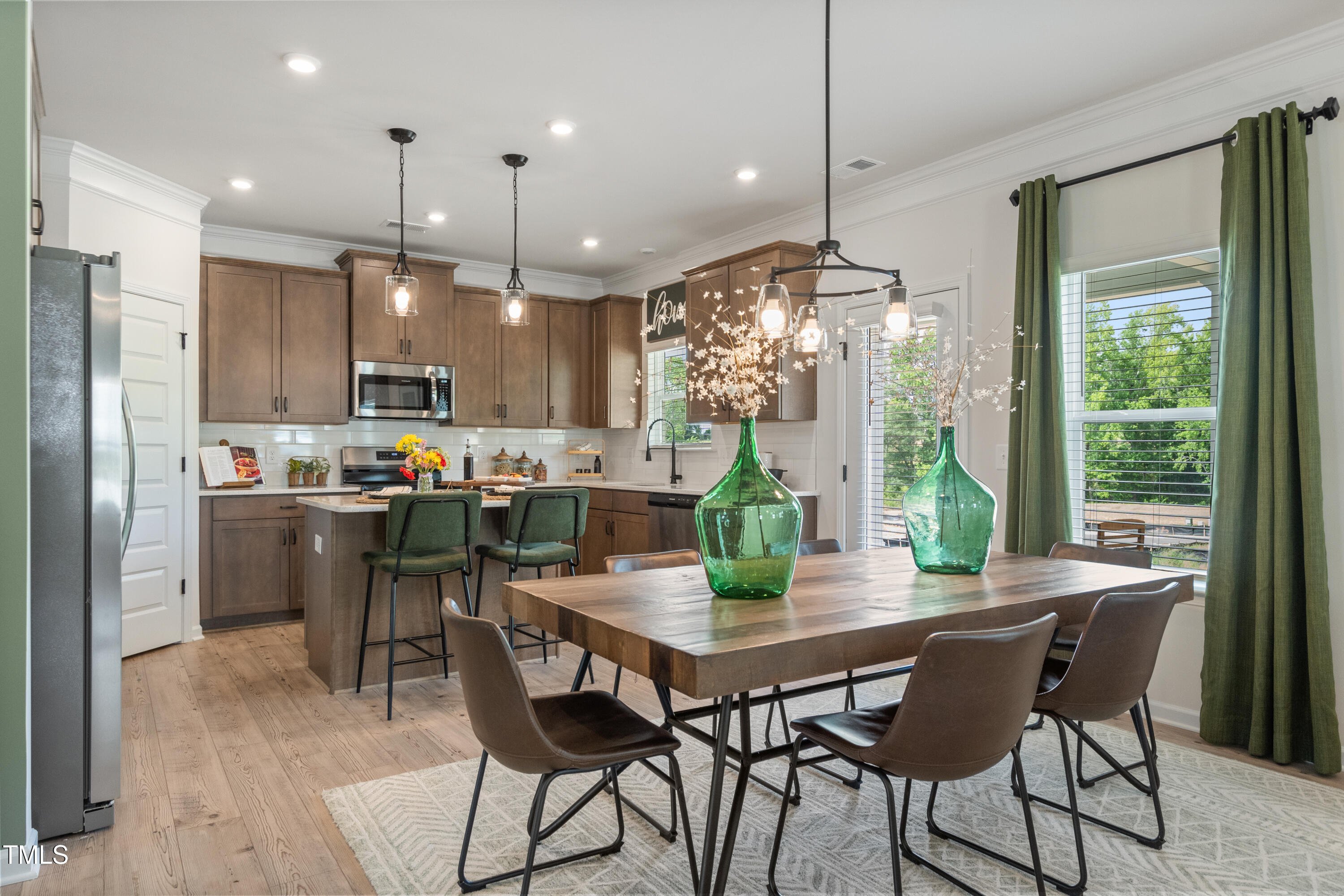 219 E American Merigold Drive 45
