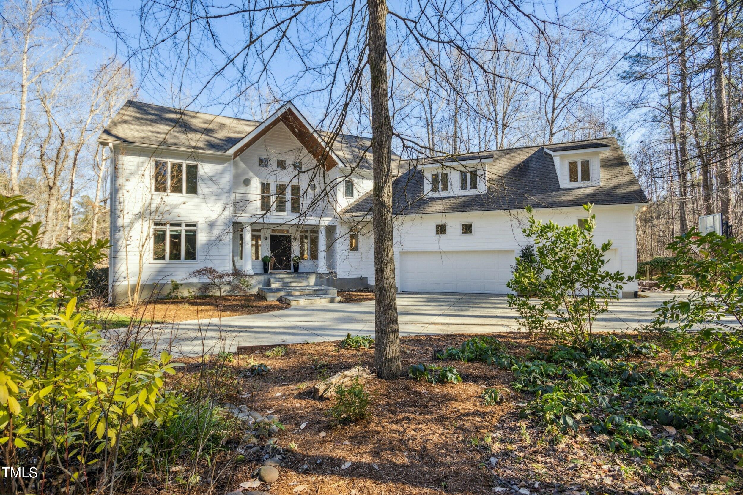 811 Oxbow Crossing Road