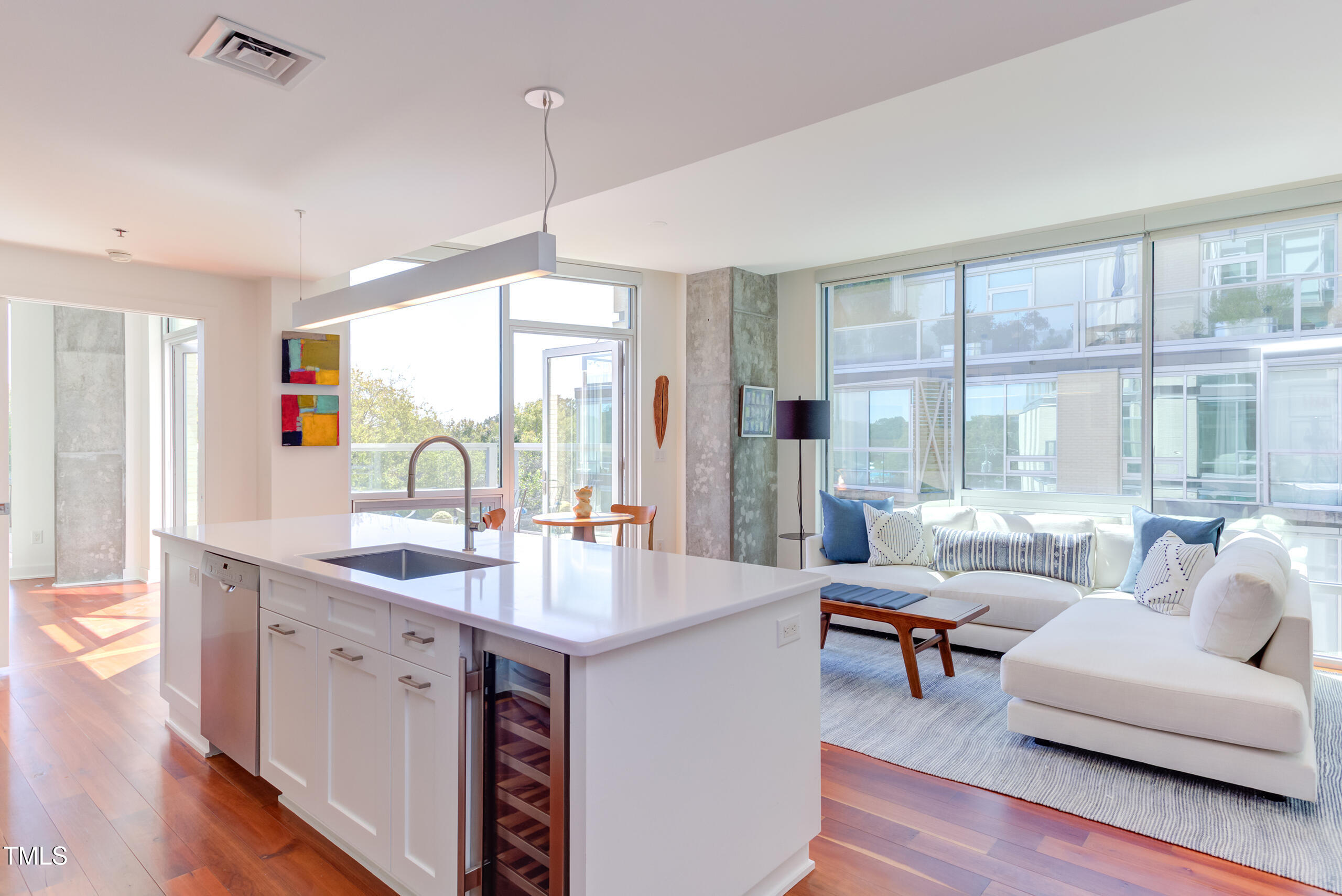 601 W Rosemary Street 405